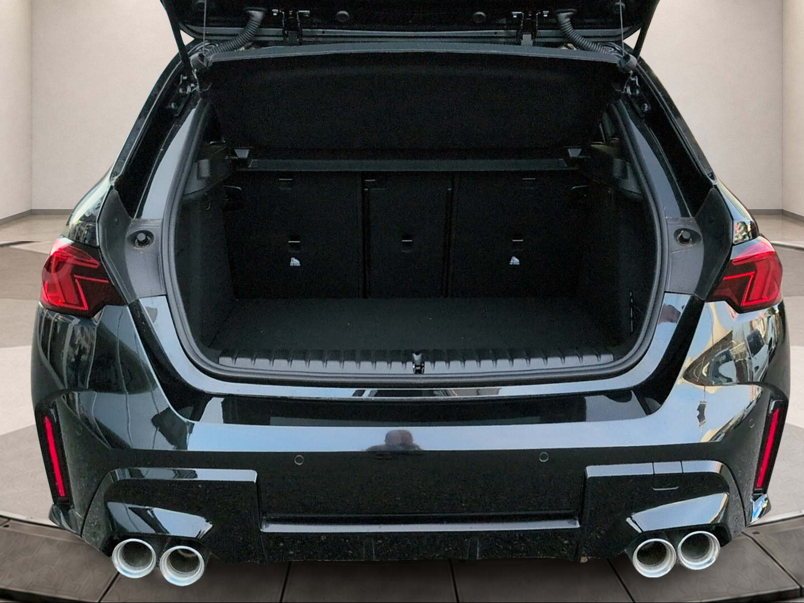 BMW M135i xDrive-image-13