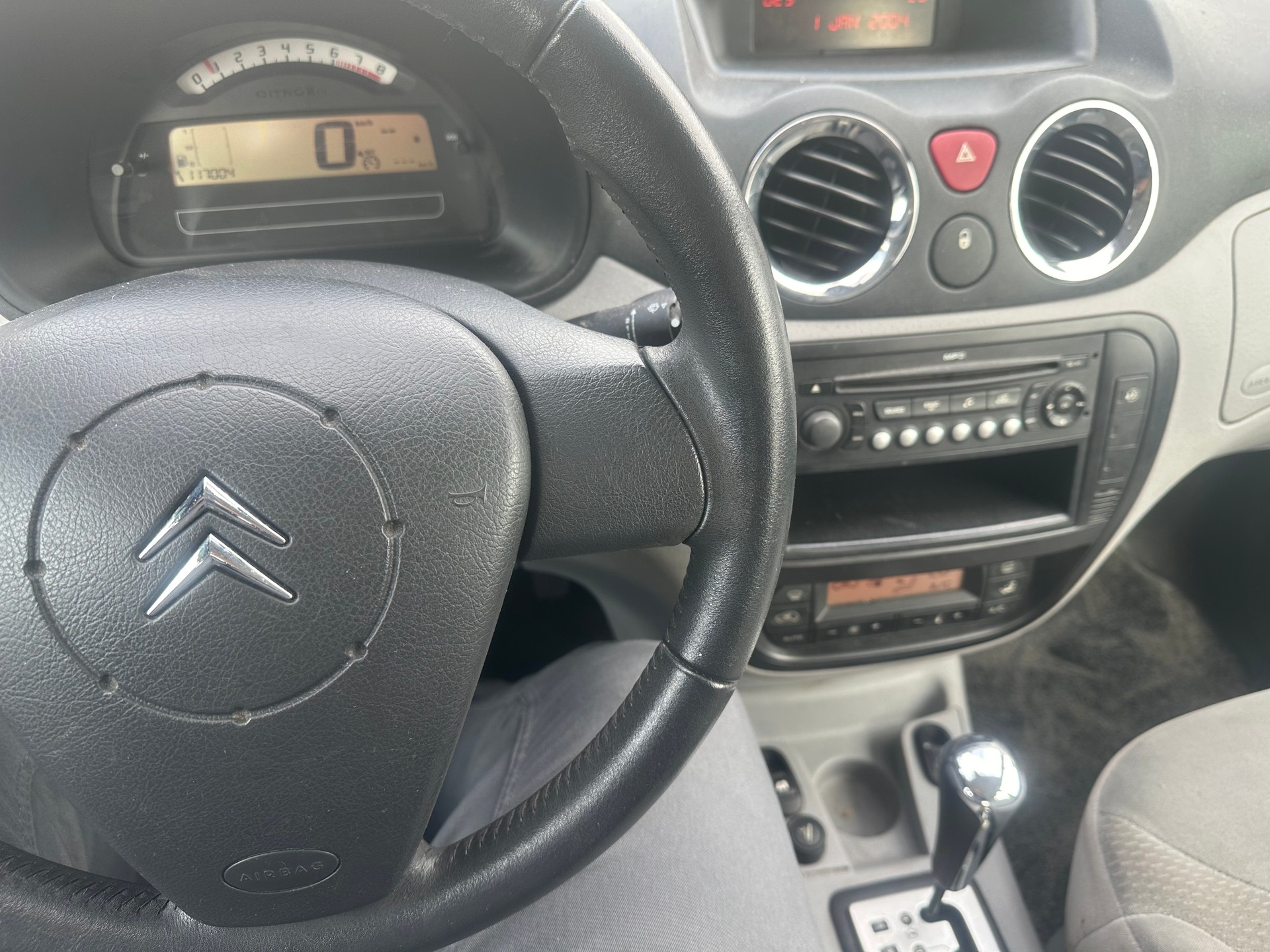 CITROEN C3 1.6i 16V Exclusive-image-13