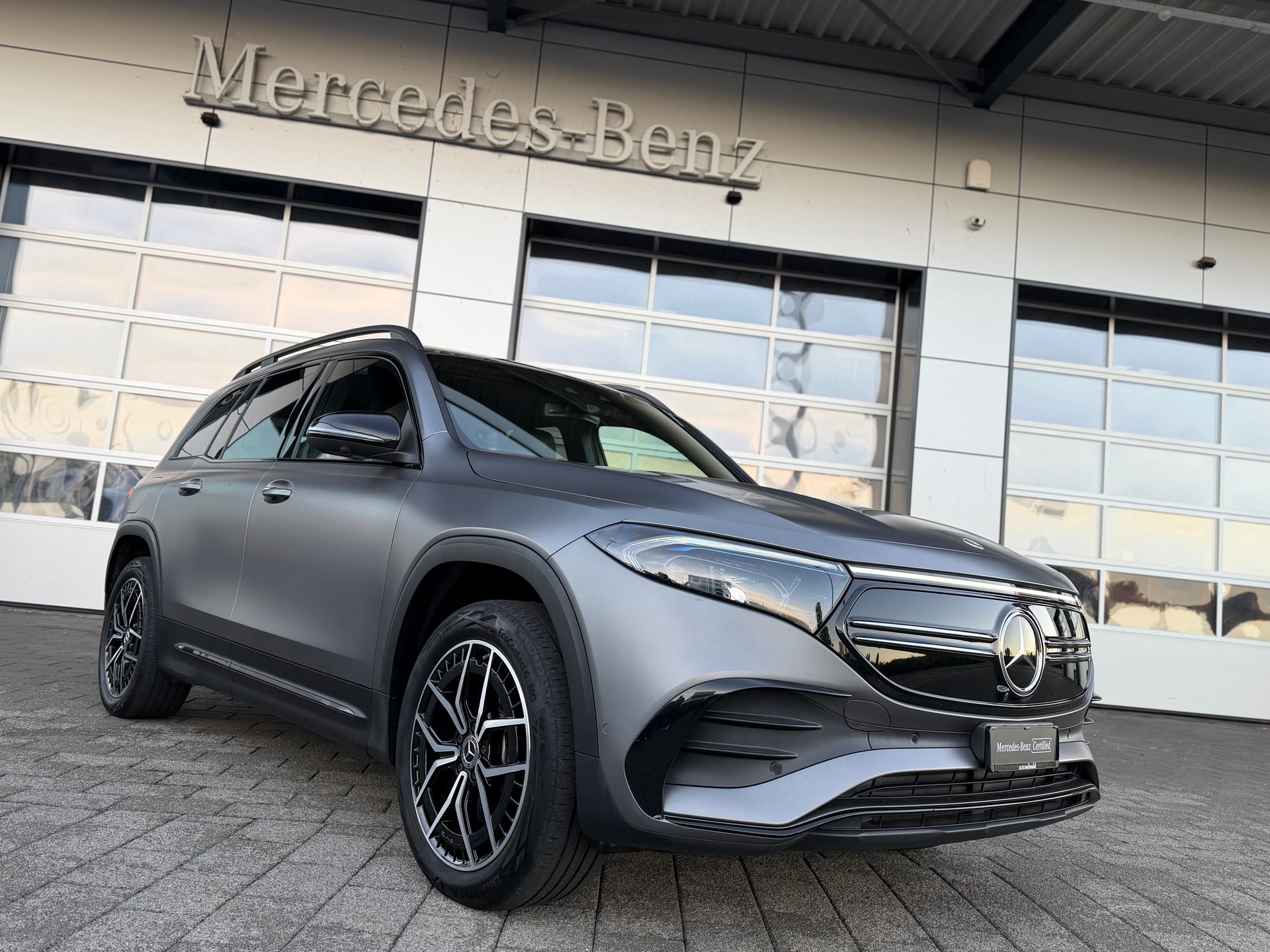 MERCEDES-BENZ EQB 350 AMG Line 4Matic