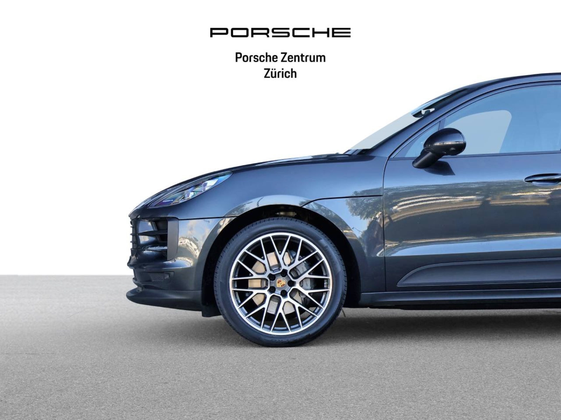 PORSCHE Macan S-image-8