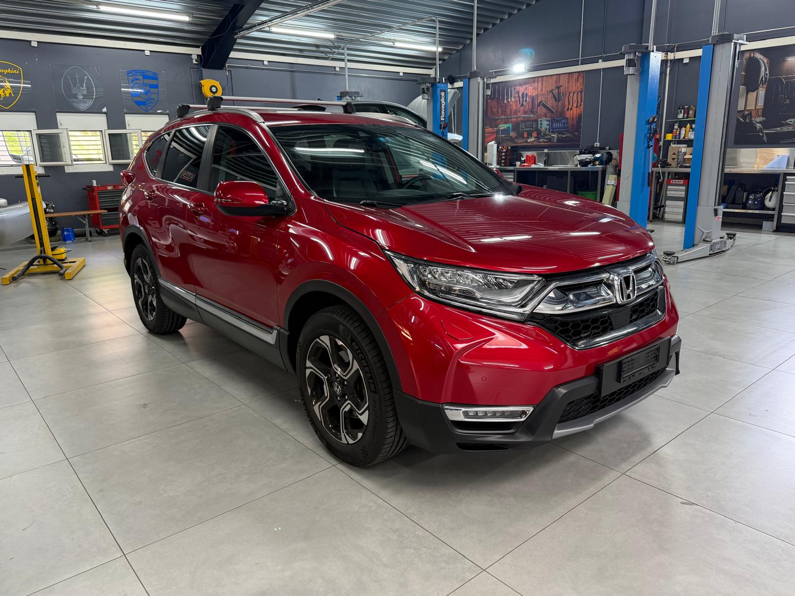 HONDA CR-V 1.5 i-VTEC Executive 4WD Automatic-image-2