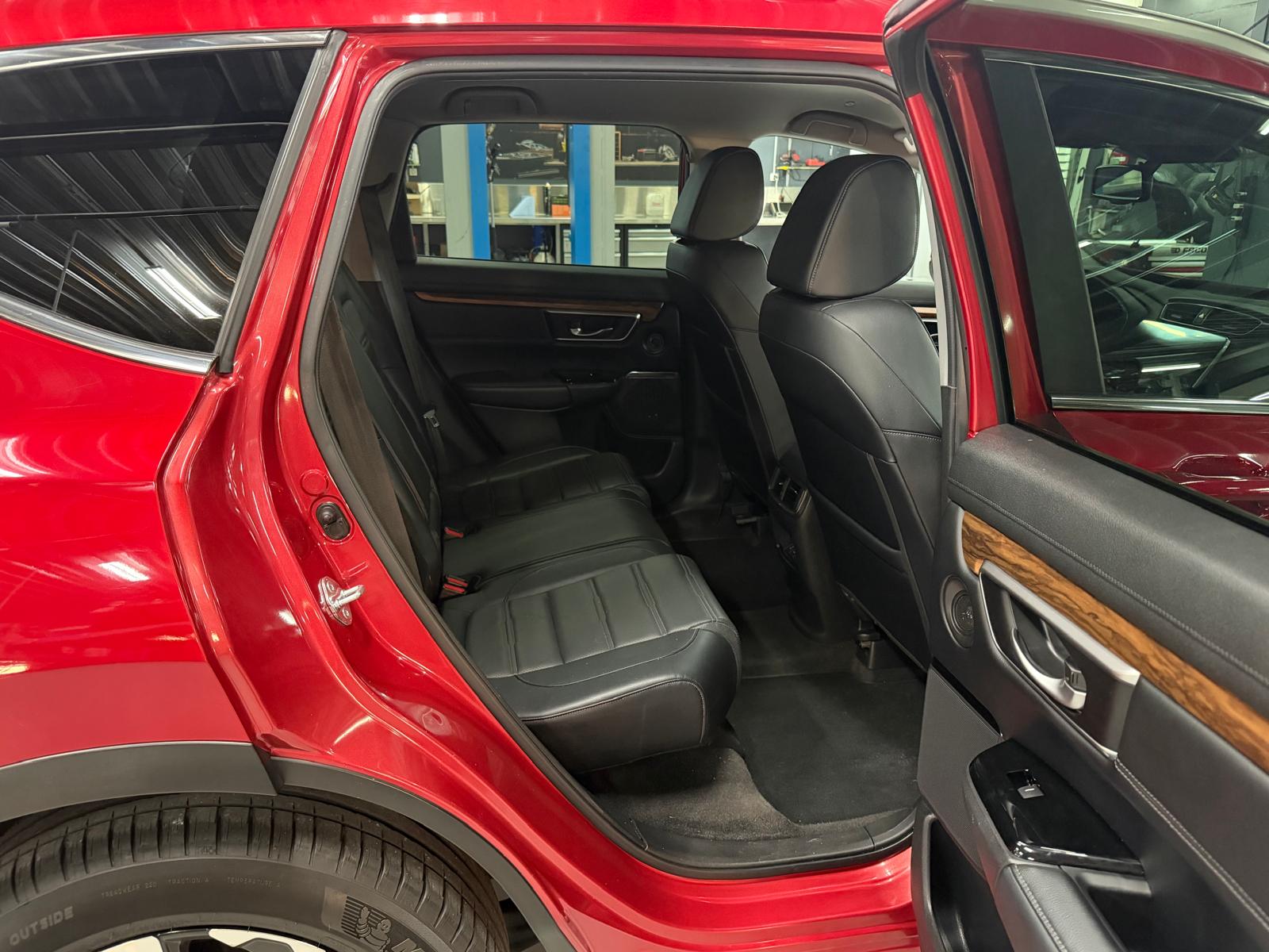 HONDA CR-V 1.5 i-VTEC Executive 4WD Automatic-image-10