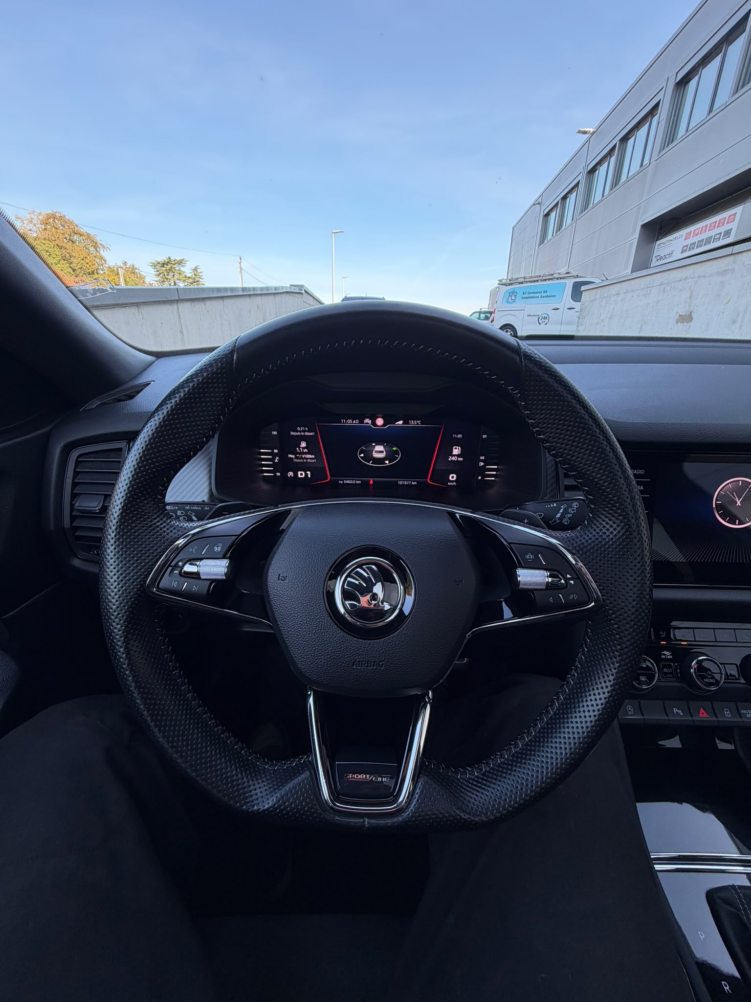 SKODA Kodiaq 2.0 TSI 4x4 SportLine-image-8
