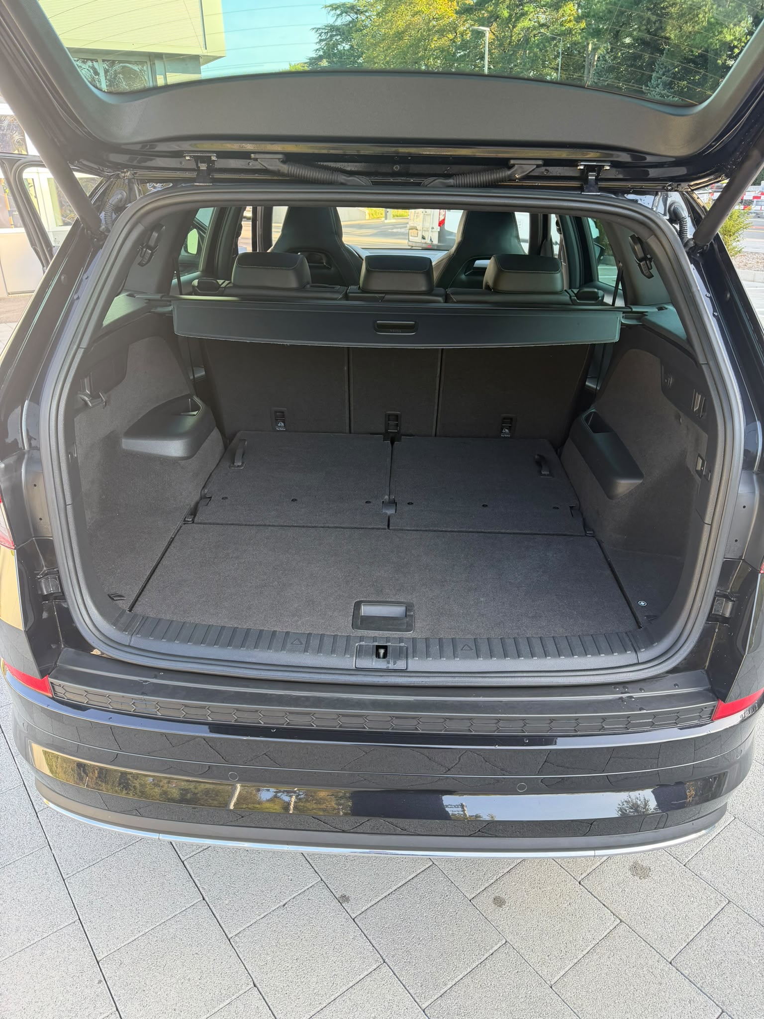 SKODA Kodiaq 2.0 TSI 4x4 SportLine-image-13