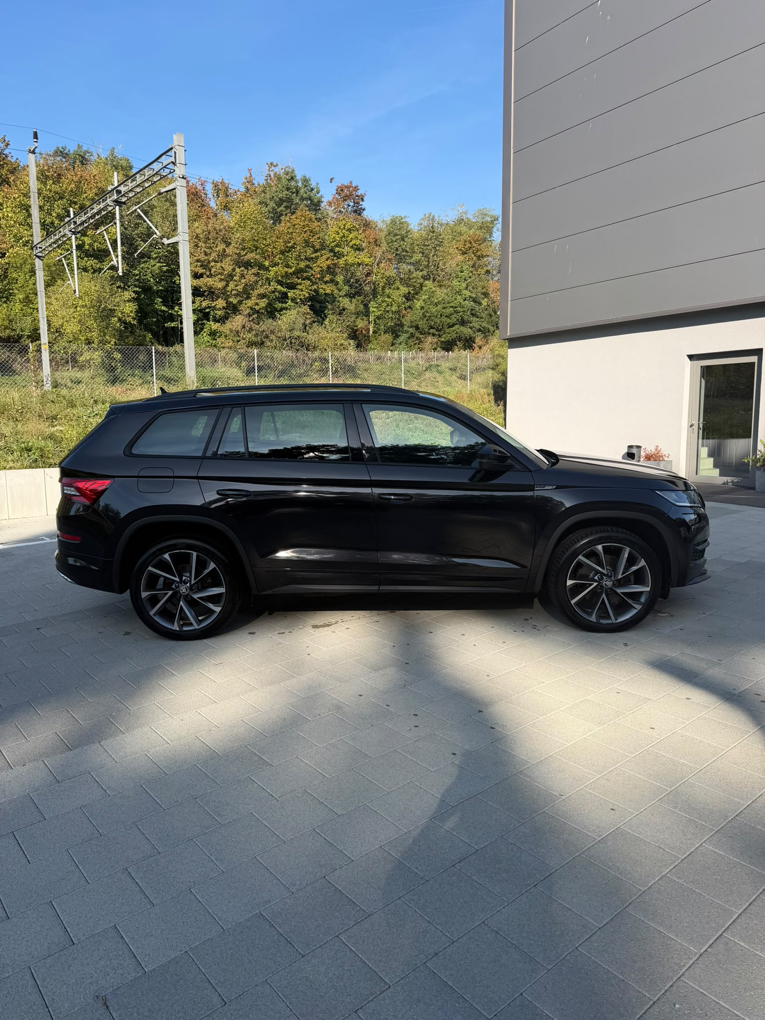 SKODA Kodiaq 2.0 TSI 4x4 SportLine-image-5