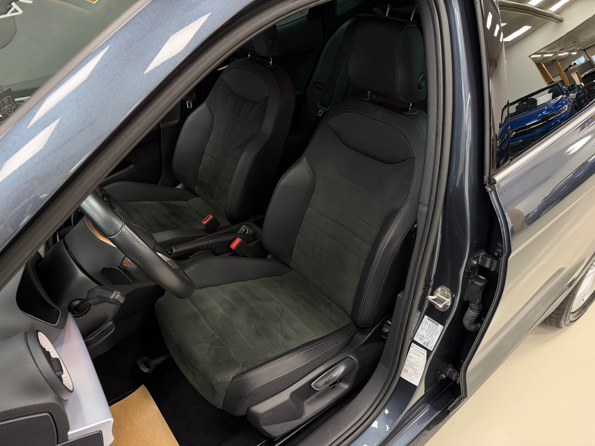 SEAT Arona 1.0 TSI Eco Hola FR DSG °° 5 Jahre / 100'000 KM Werksgarantie °°-image-10