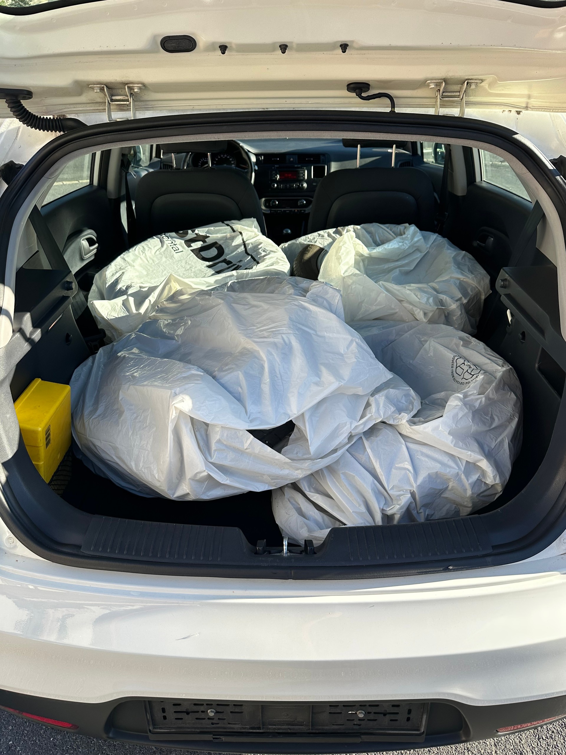 KIA RIO-image-9