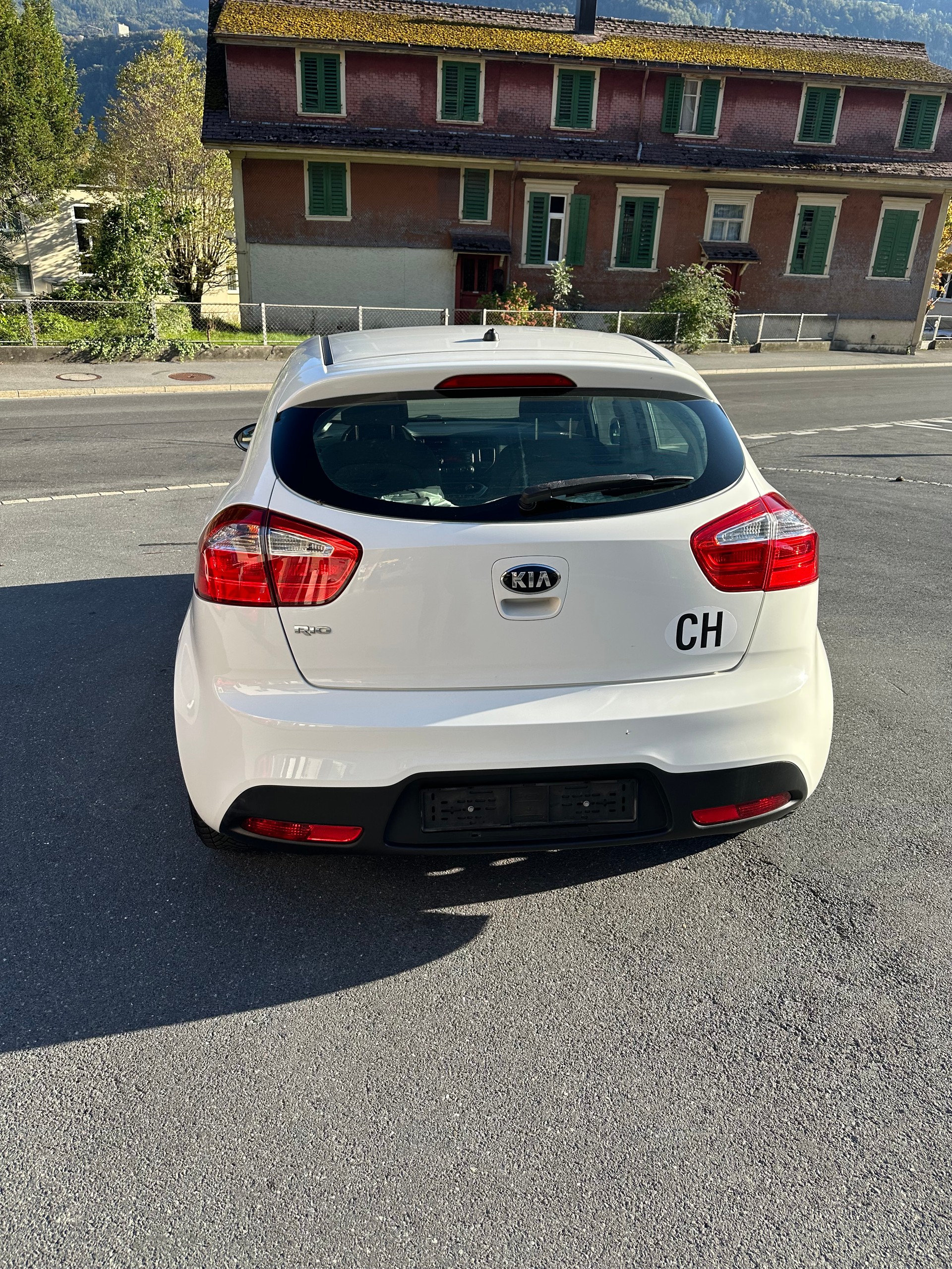 KIA RIO-image-3