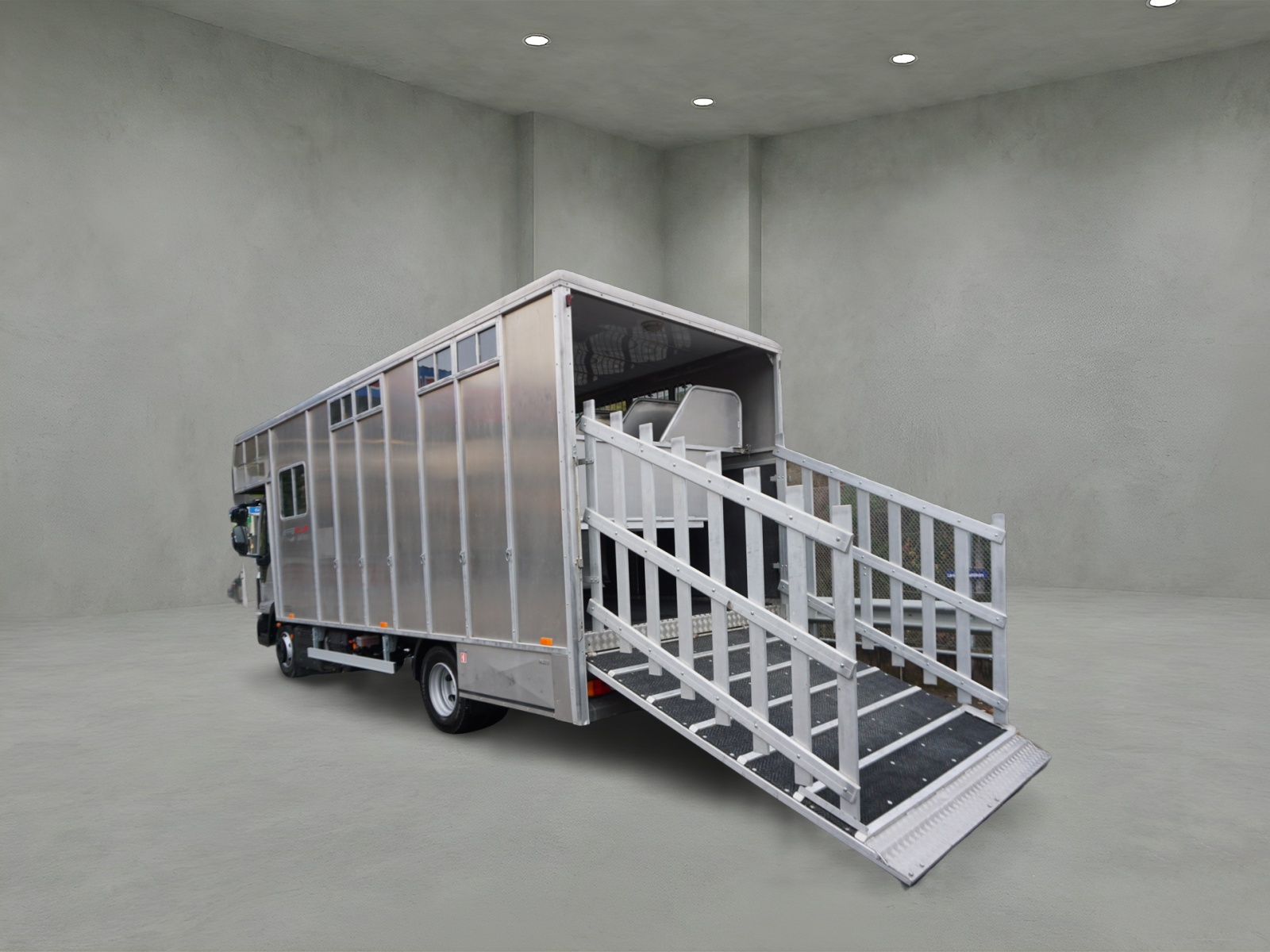 IVECO EUROCARGO 80-190 PFERDETRANSPORTER-image-14