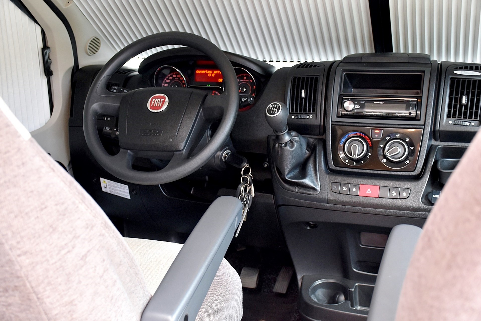 KARMANN DAVIS V 590 2,3 DIESEL FIAT DUCATO MULTIJET 130-image-4