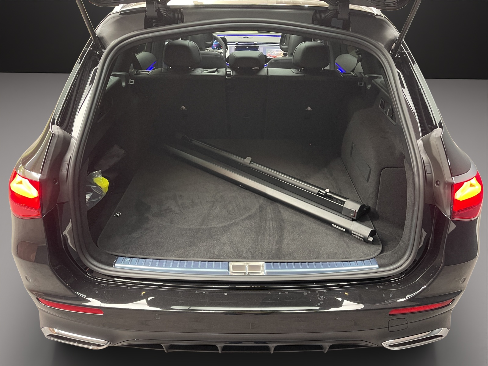 MERCEDES-BENZ E 450 d T 4M 9G-Tronic-image-5