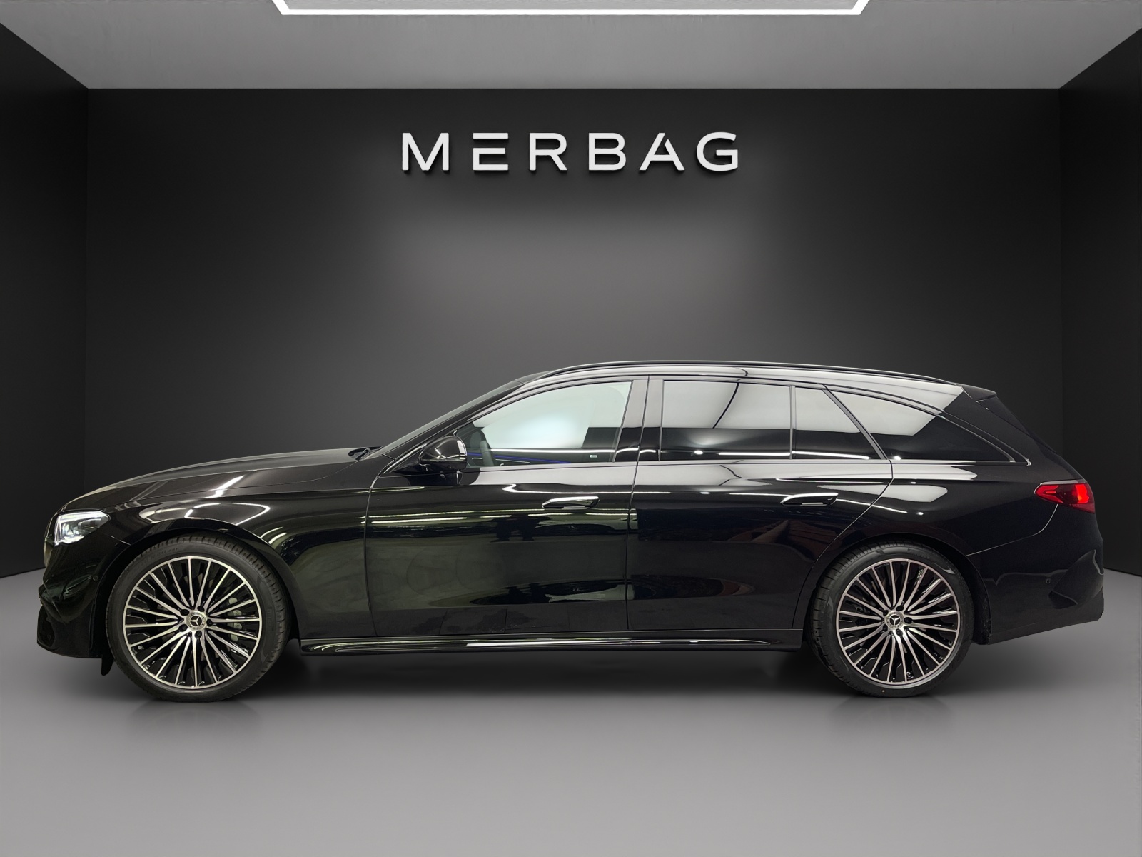 MERCEDES-BENZ E 450 d T 4M 9G-Tronic-image-2