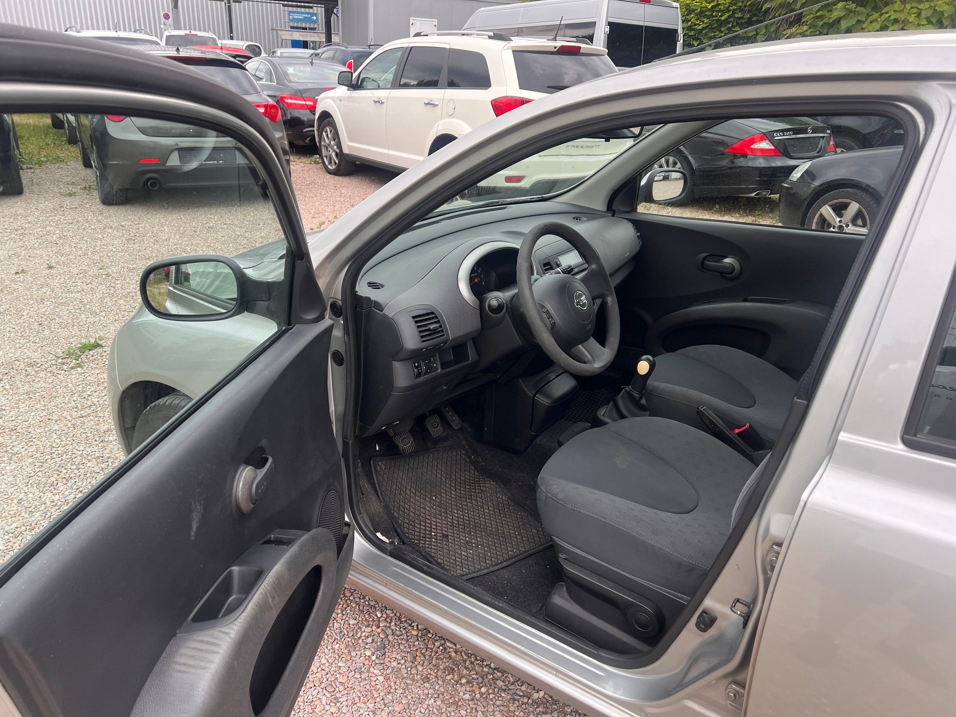 NISSAN Micra 1.2 helvetic.com-image-9