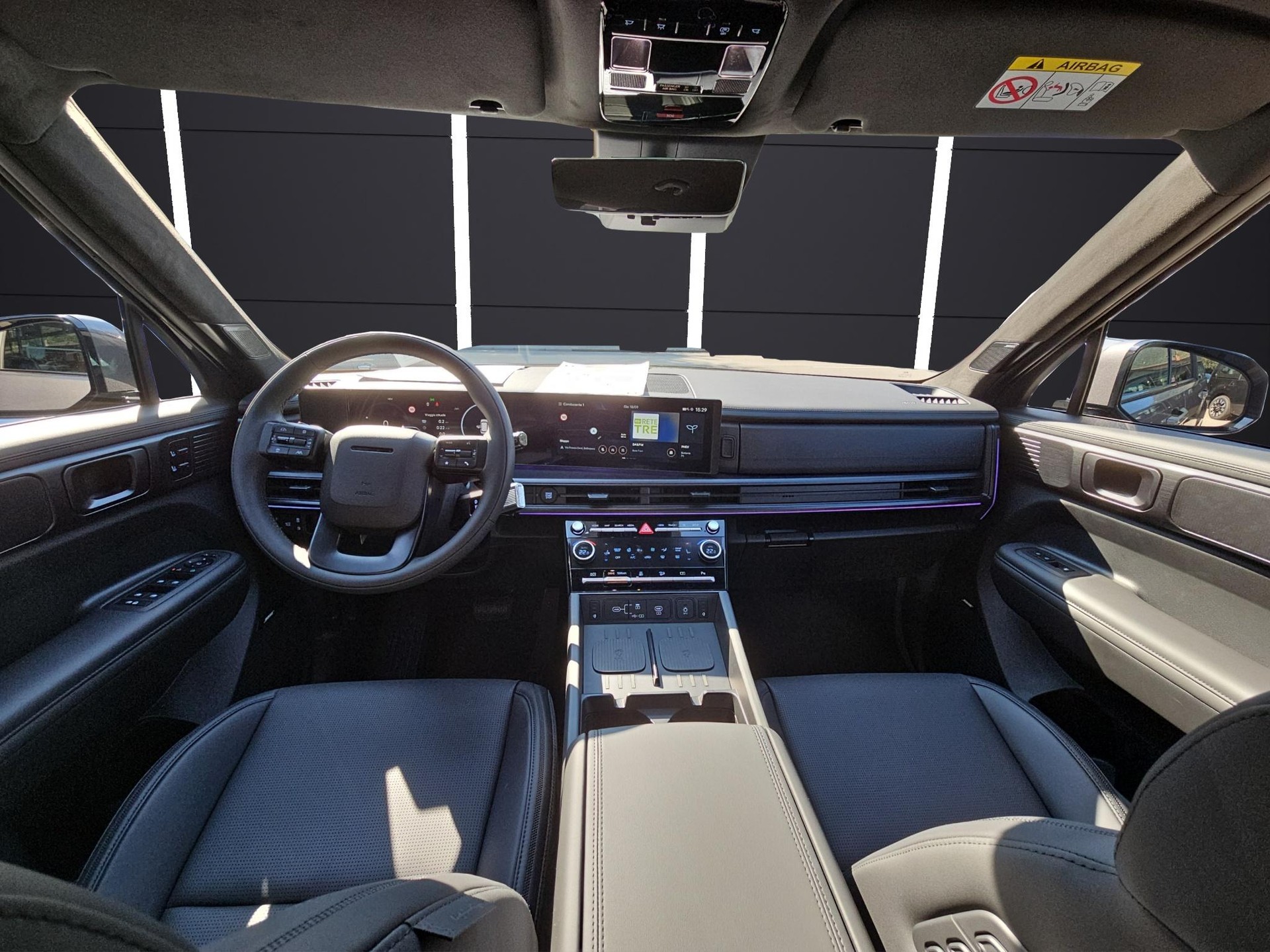 HYUNDAI Santa Fe 1.6 T-GDi PHEV Calligraphy-image-11