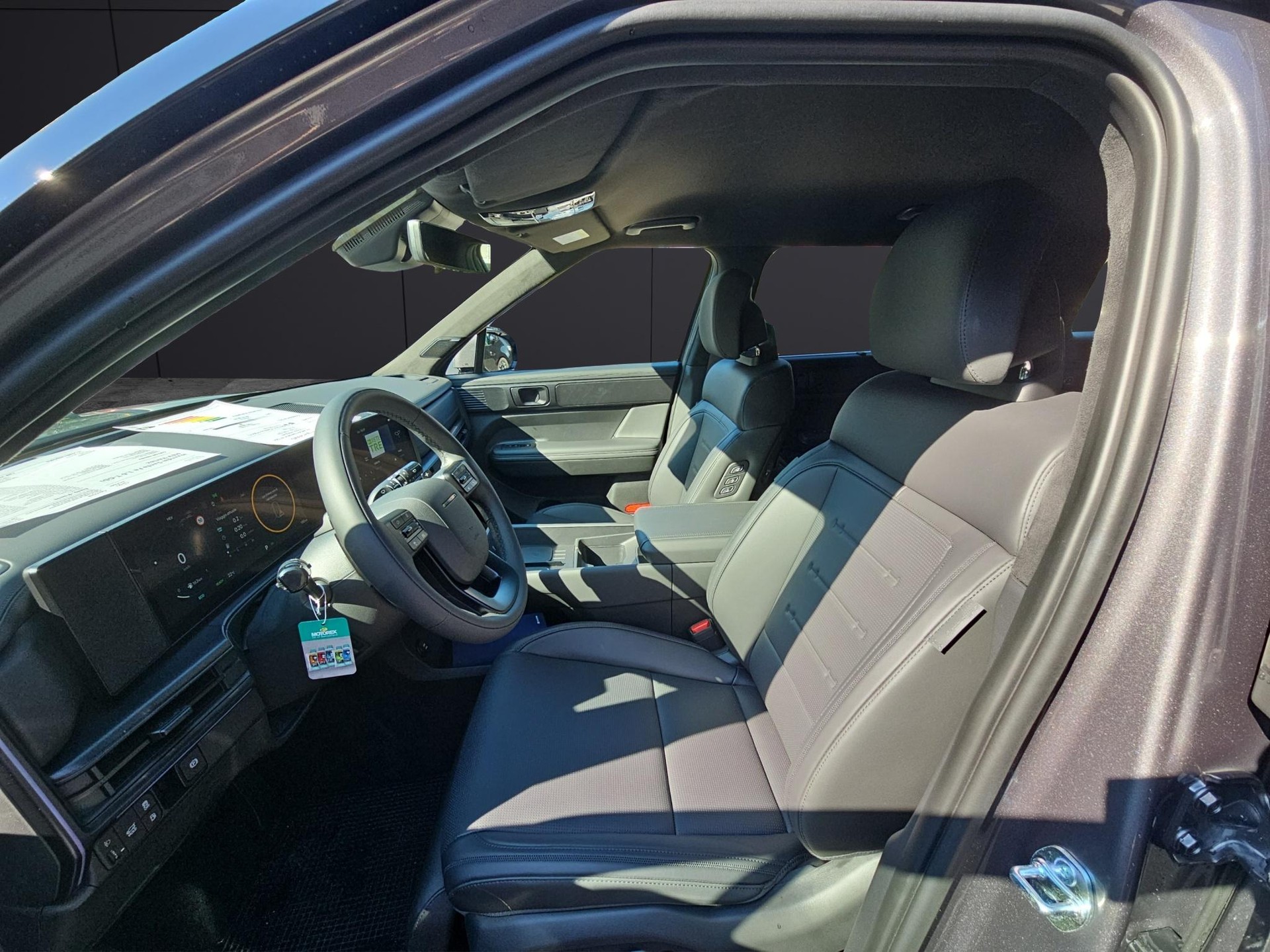 HYUNDAI Santa Fe 1.6 T-GDi PHEV Calligraphy-image-9