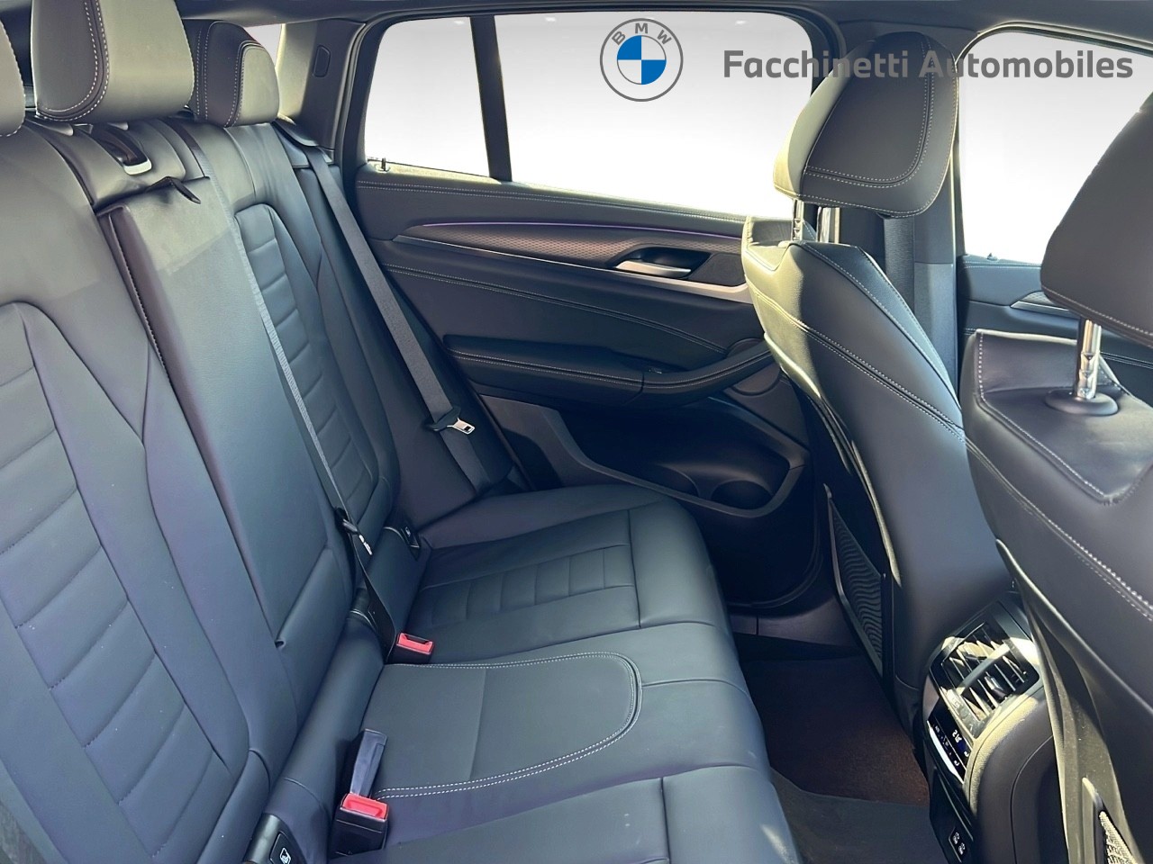 BMW X4 xDrive 48V 30d M Sport Steptronic-image-11