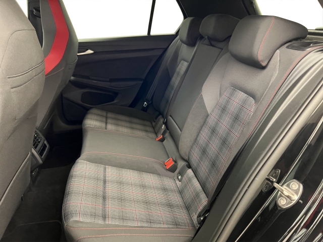VW Golf 8 2.0 TSI GTI Black Style DSG-image-5
