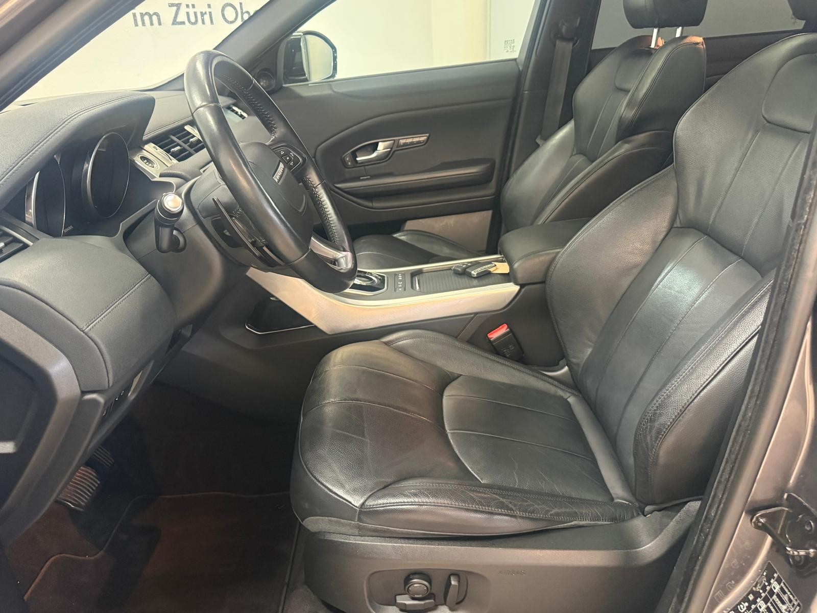 LAND ROVER Range Rover Evoque 2.0 TD4 Pure-image-6