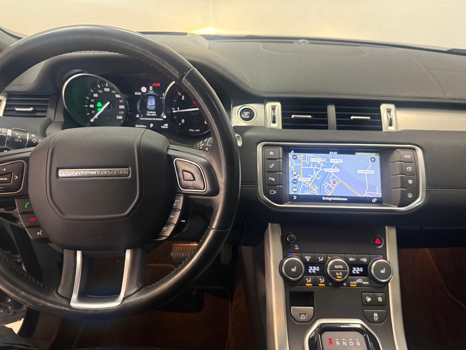 LAND ROVER Range Rover Evoque 2.0 TD4 Pure-image-8