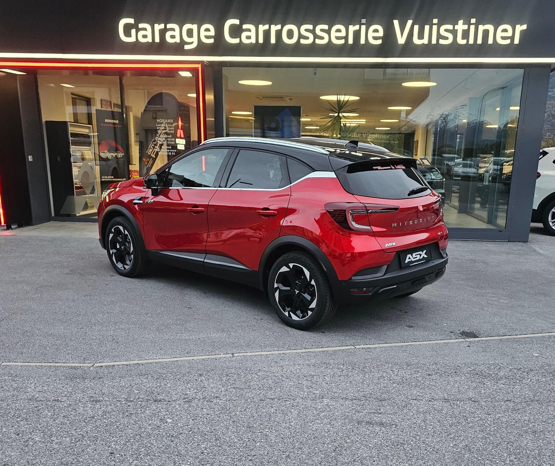 MITSUBISHI ASX 1.6 HEV Intense-image-2