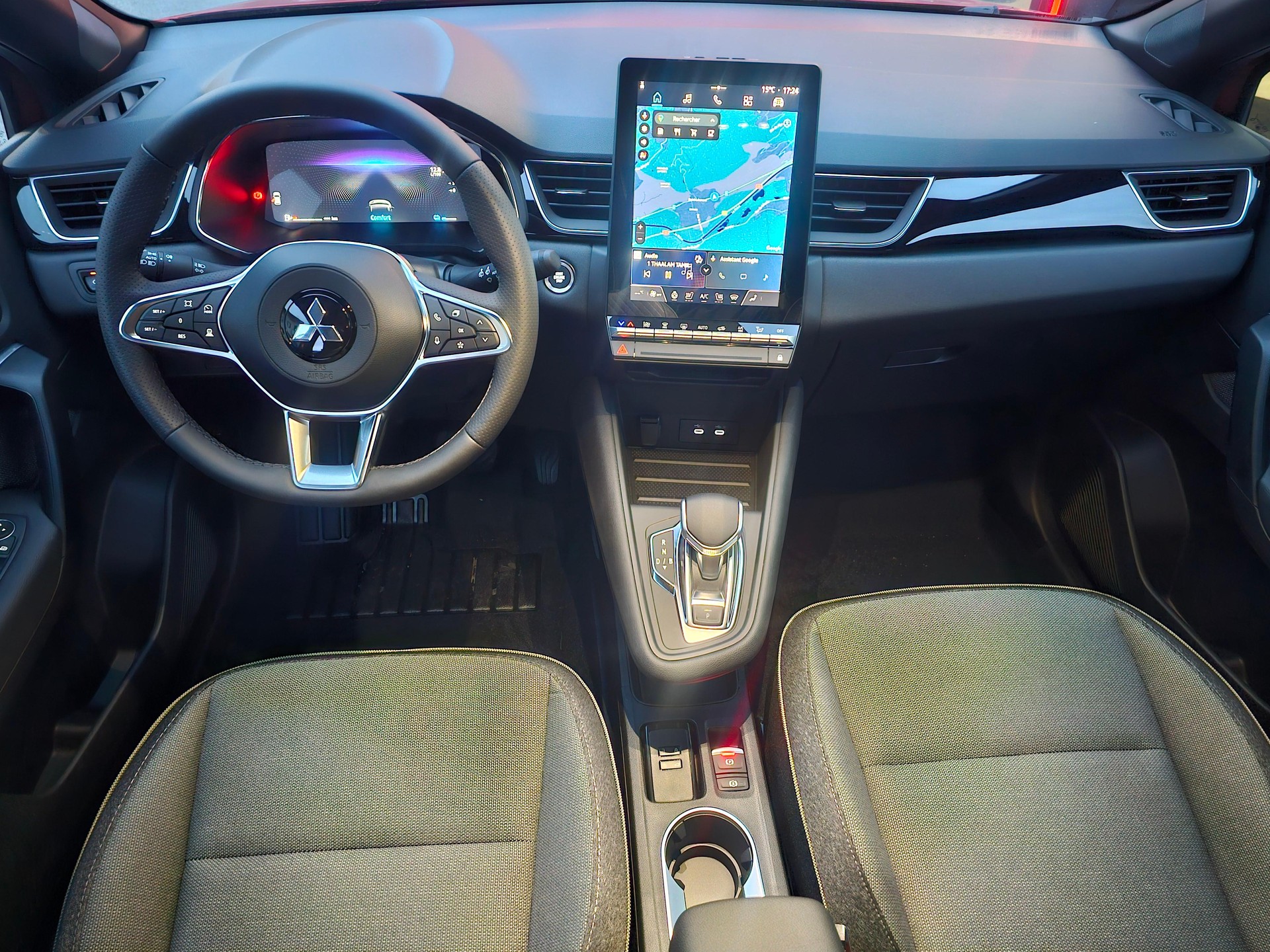 MITSUBISHI ASX 1.6 HEV Intense-image-8