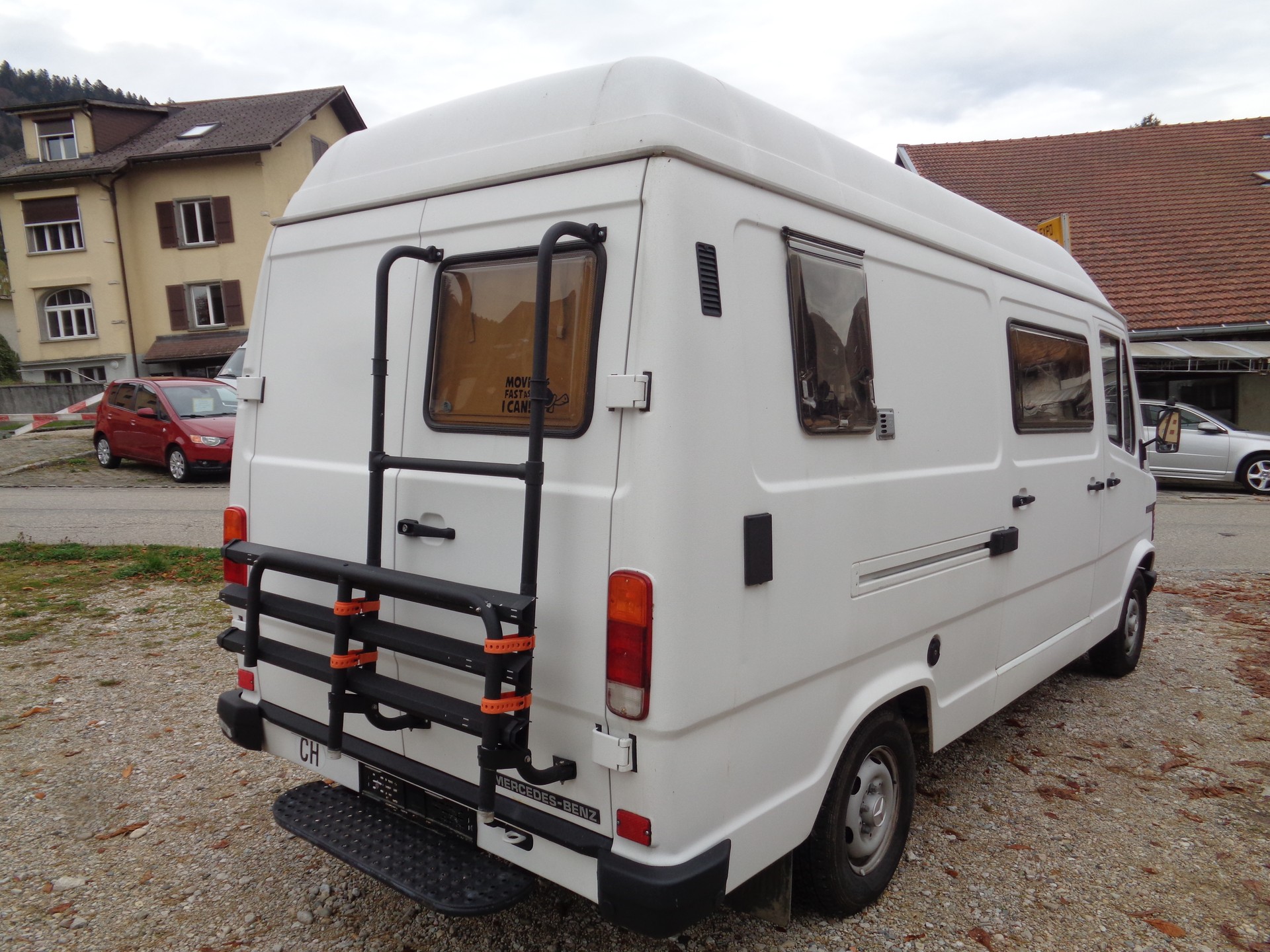 MERCEDES-BENZ 207 D-image-5