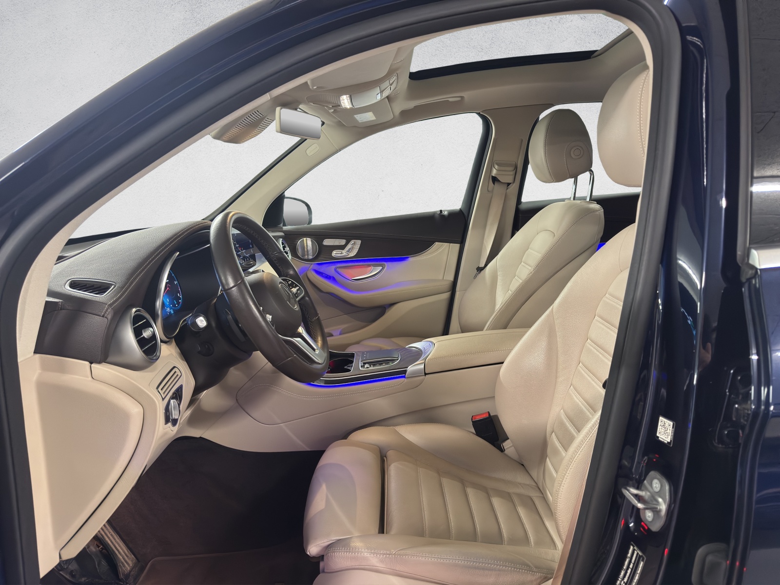 MERCEDES-BENZ GLC 400 d AMG Line 4Matic-image-10