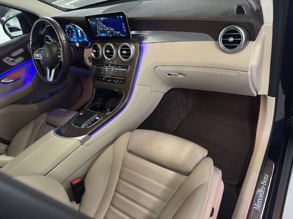 MERCEDES-BENZ GLC 400 d AMG Line 4Matic-image-10