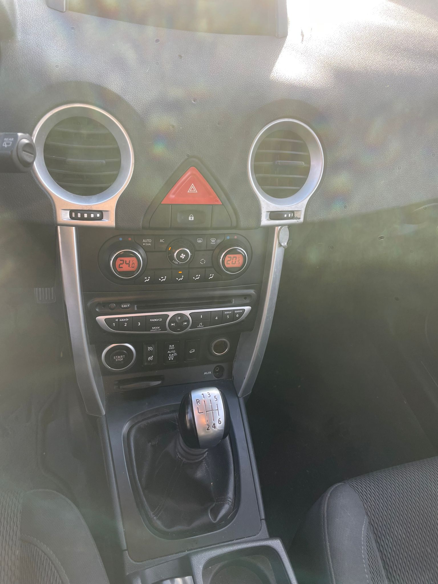 RENAULT Koleos 2.0 dCi Dynamique Luxe 4x4-image-9