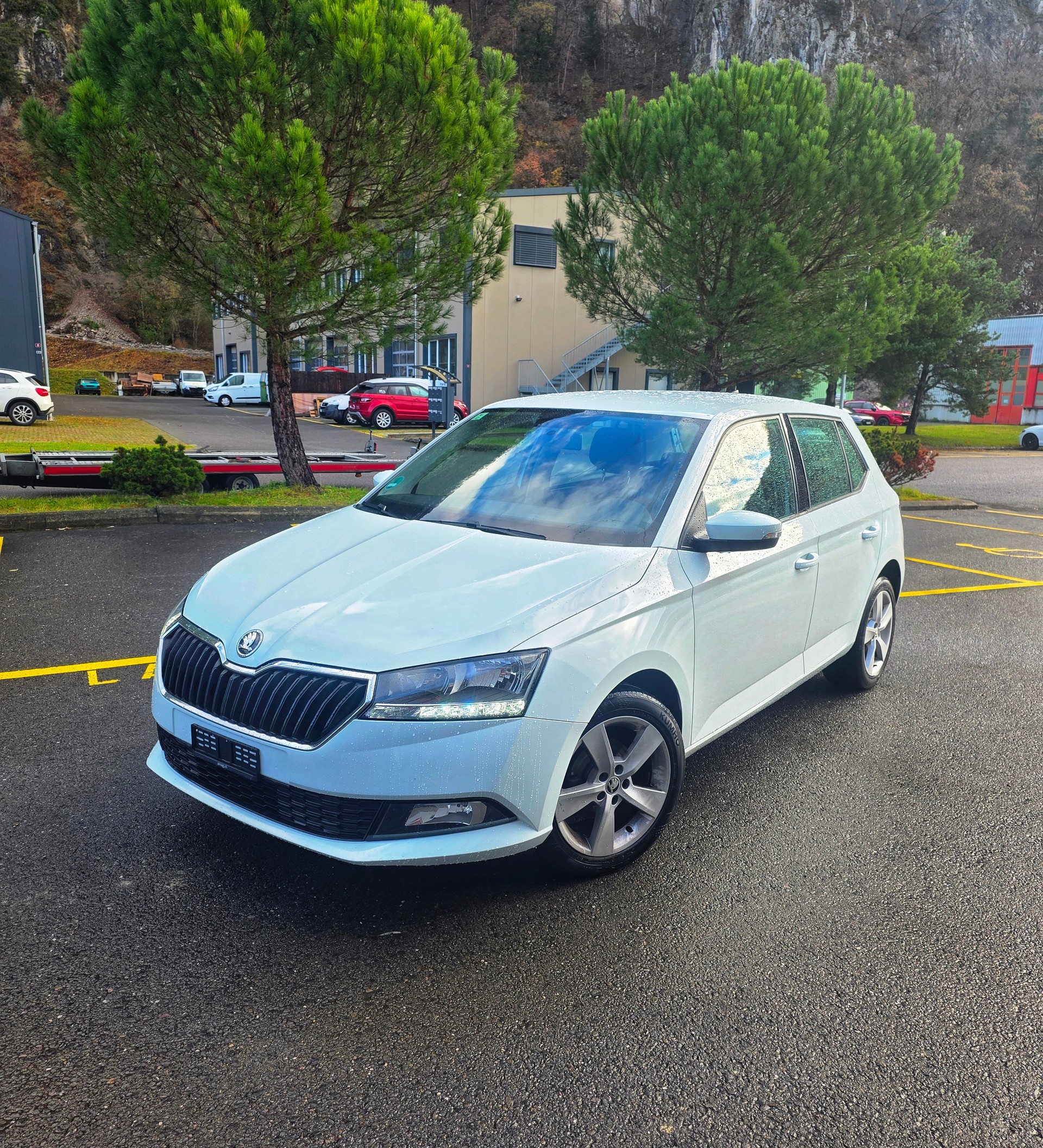 SKODA Fabia Combi 1.0 MPI Active-image-0