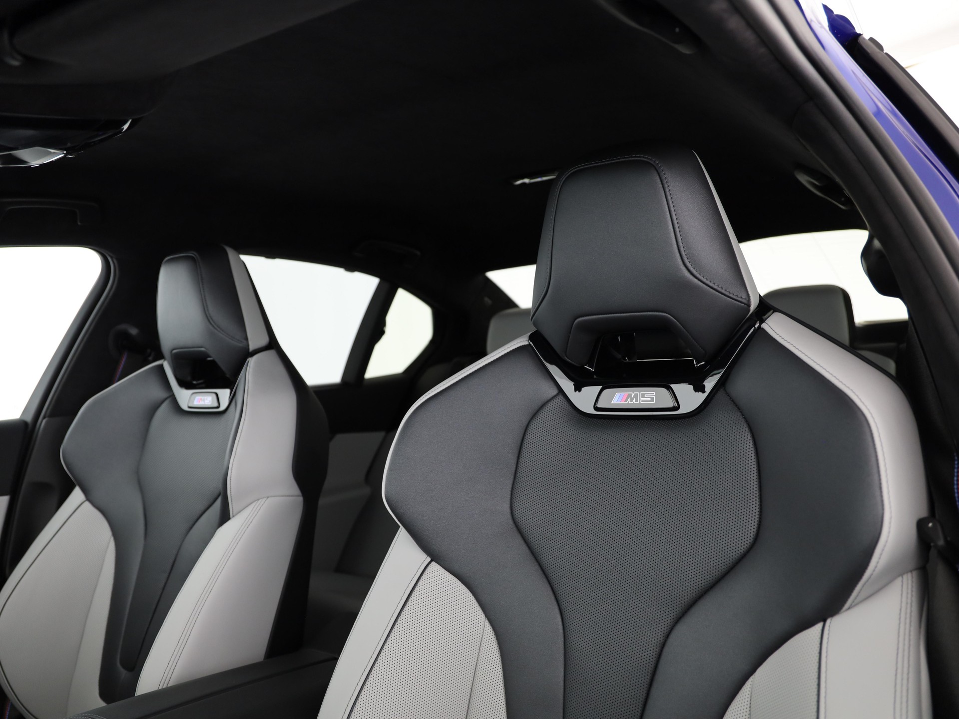 BMW M5 xDrive-image-11