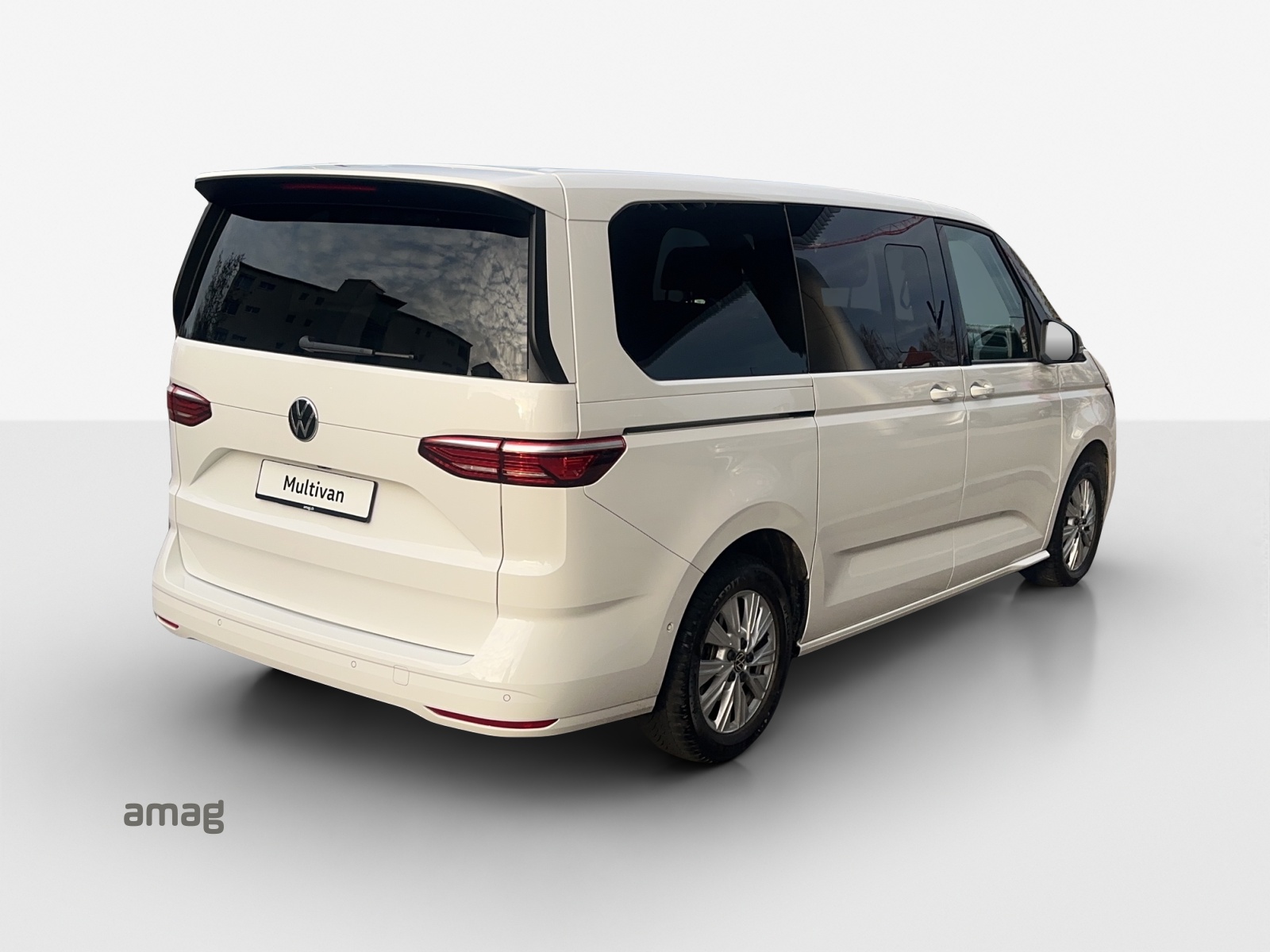 VW Multivan 2.0 TSI Liberty DSG Lang-image-4