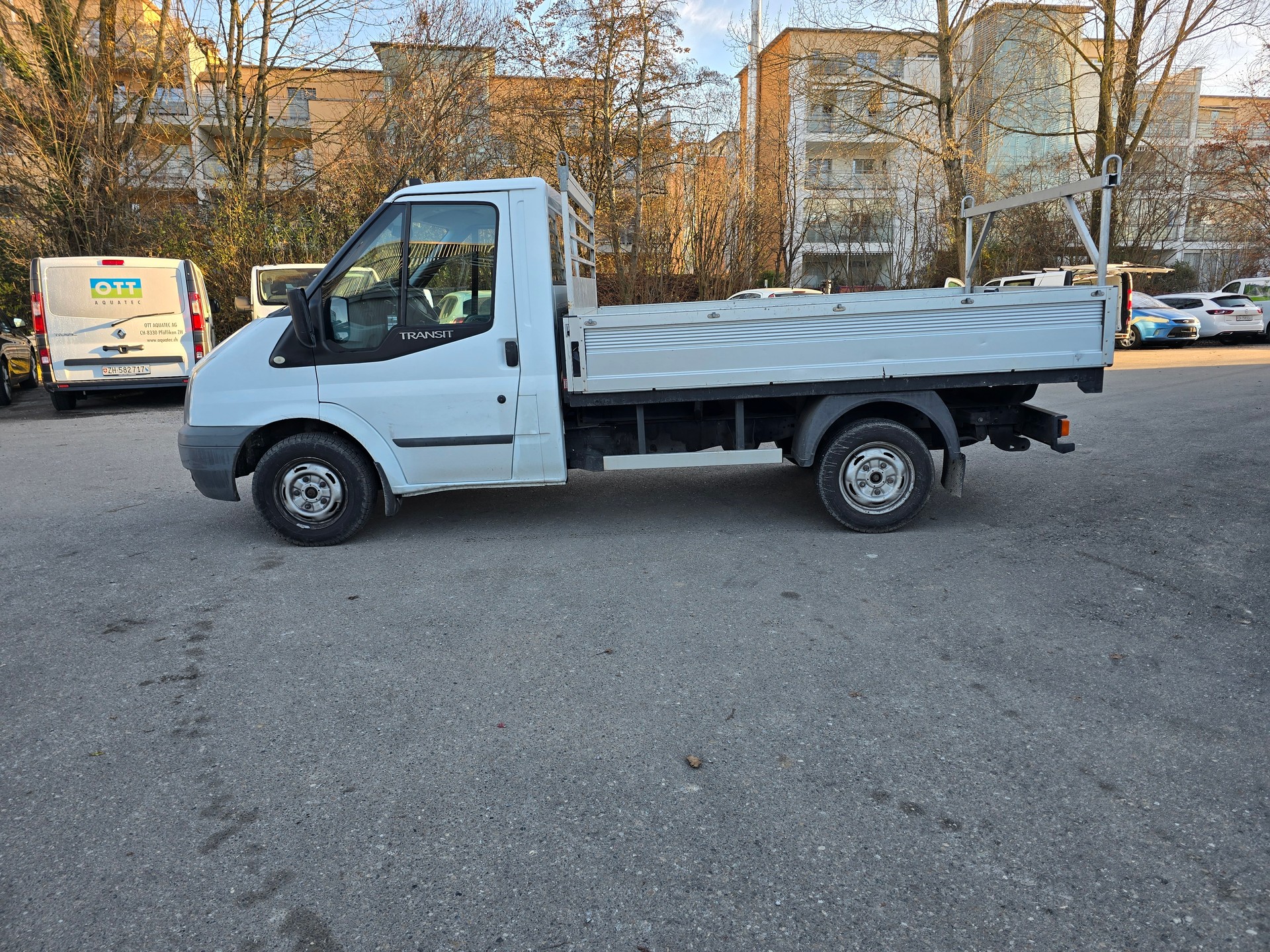 FORD Transit 2.2 TDCi 300 S-image-6