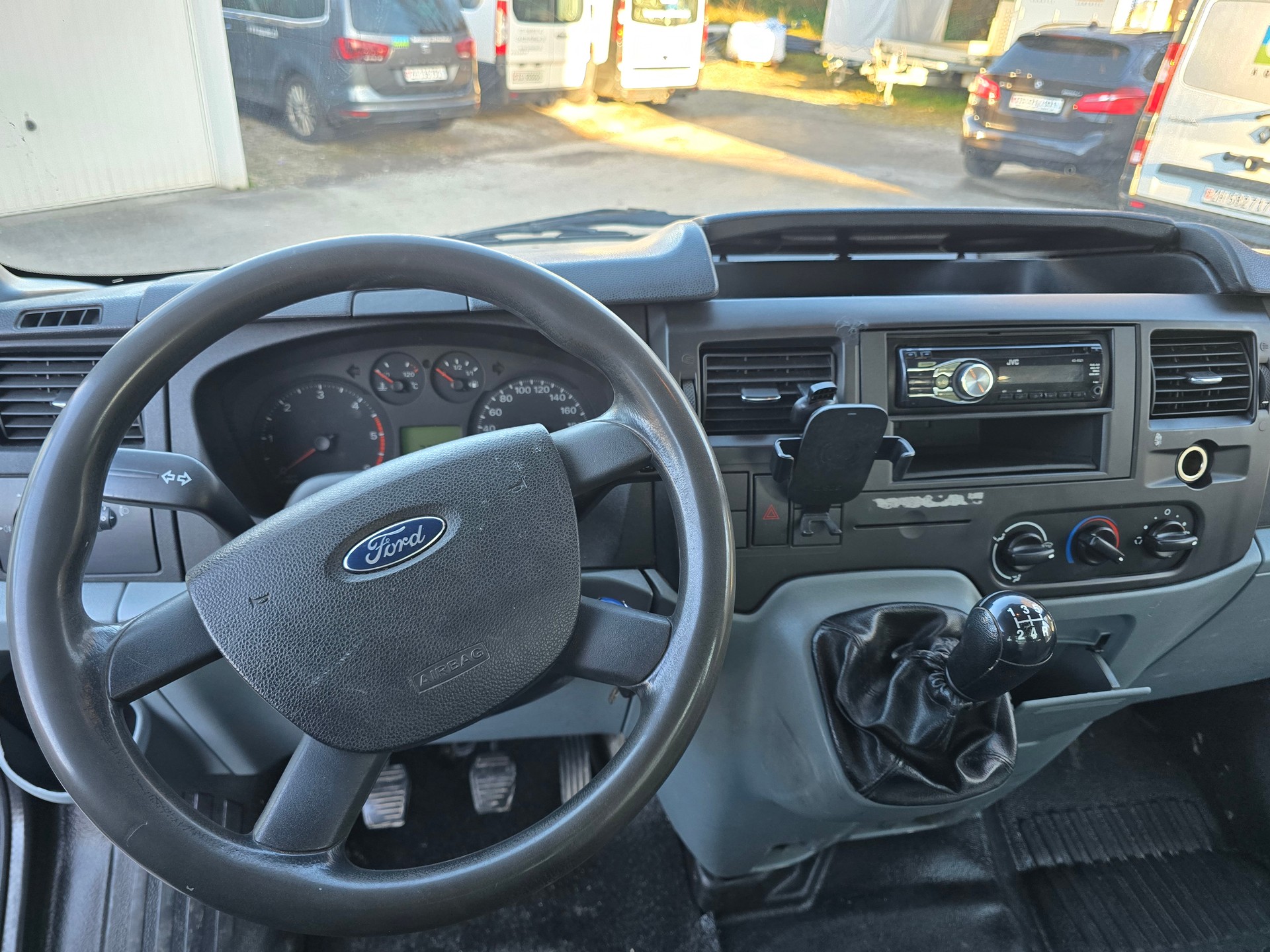 FORD Transit 2.2 TDCi 300 S-image-8