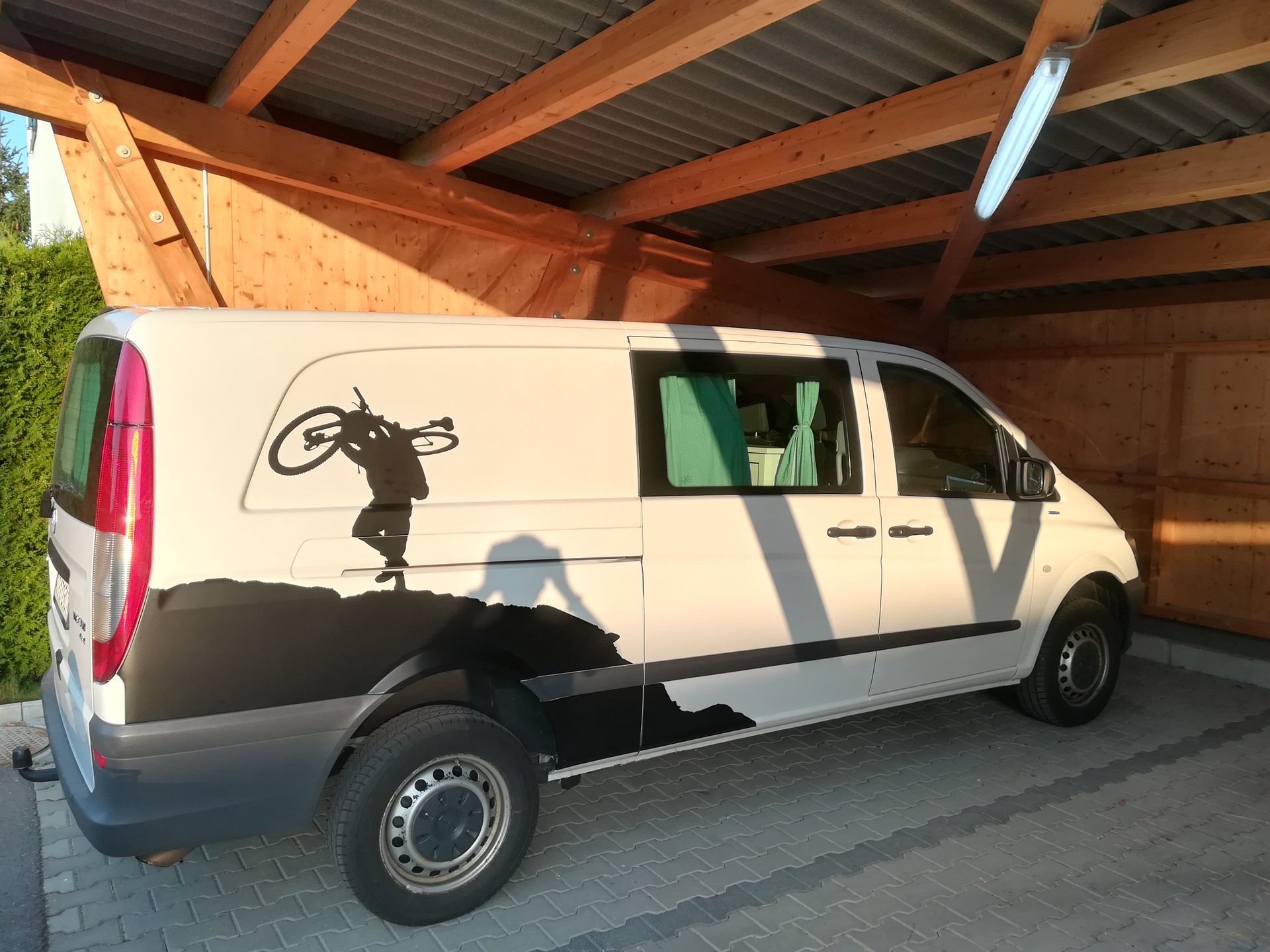 MERCEDES-BENZ 116 CDI 4x4 Automatik Extra Lang EL - Ausbau-Basis / Microcamper