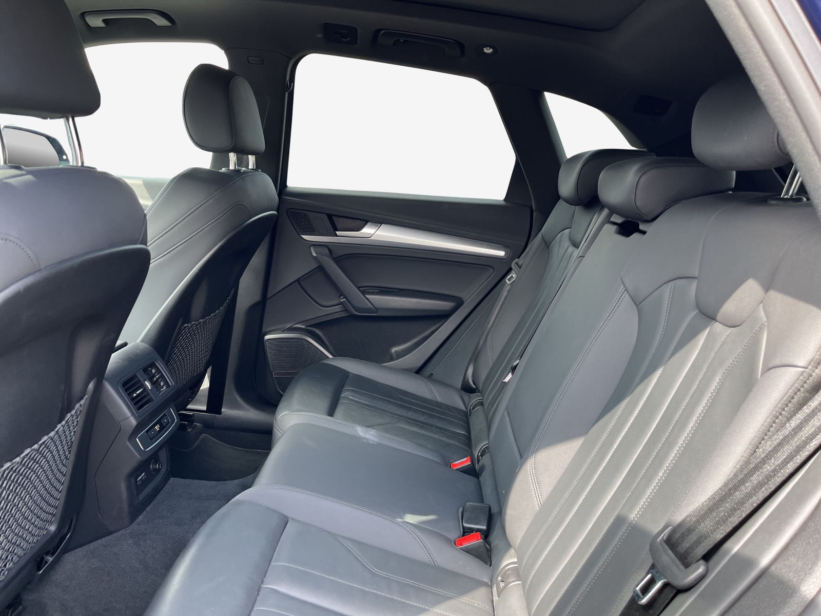 AUDI Q5 40 TDI quattro S-tronic-image-9