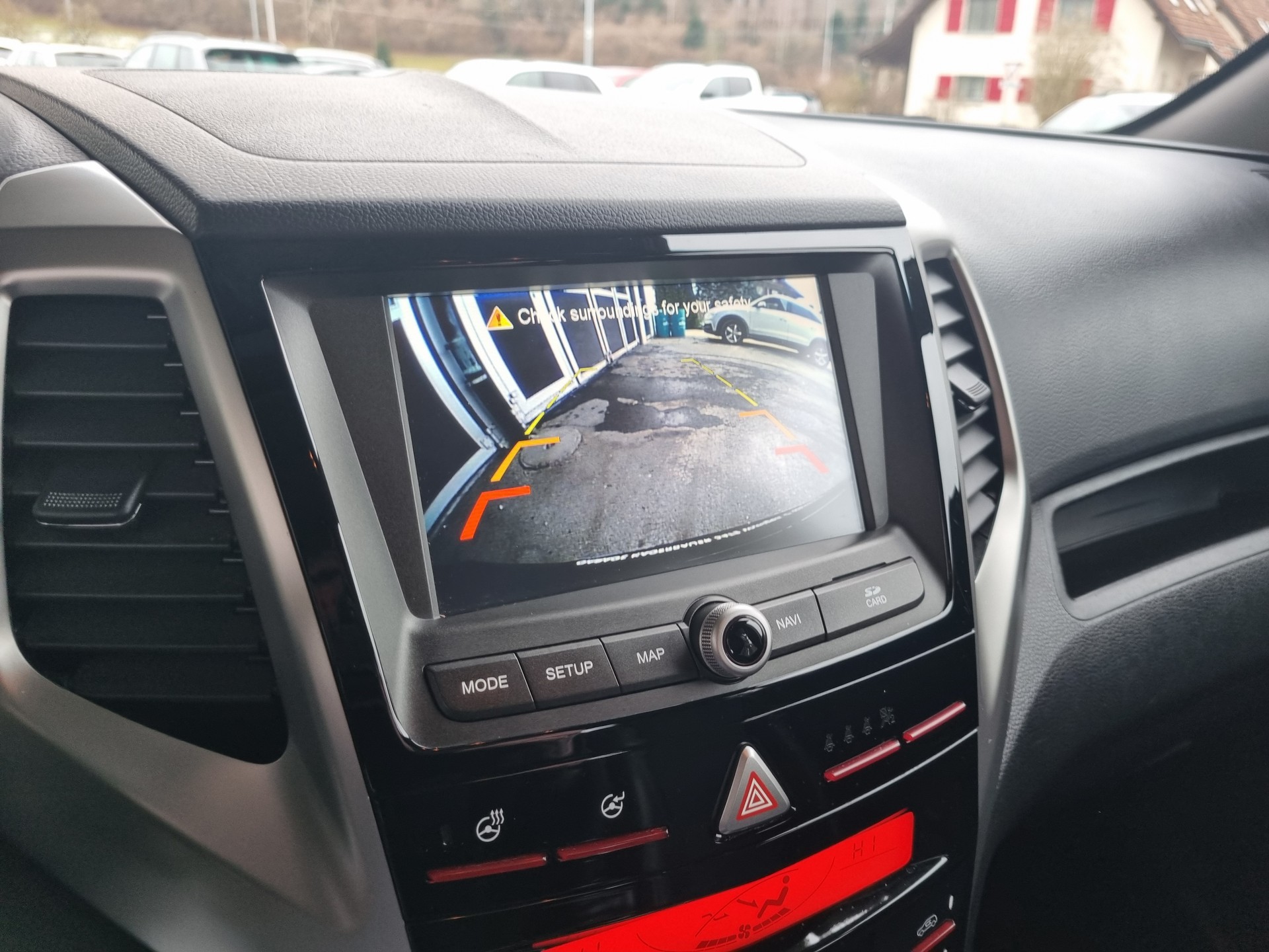 KGM-SsangYong Tivoli 1.6 eXDi ME Limited Edition 4WD-image-13