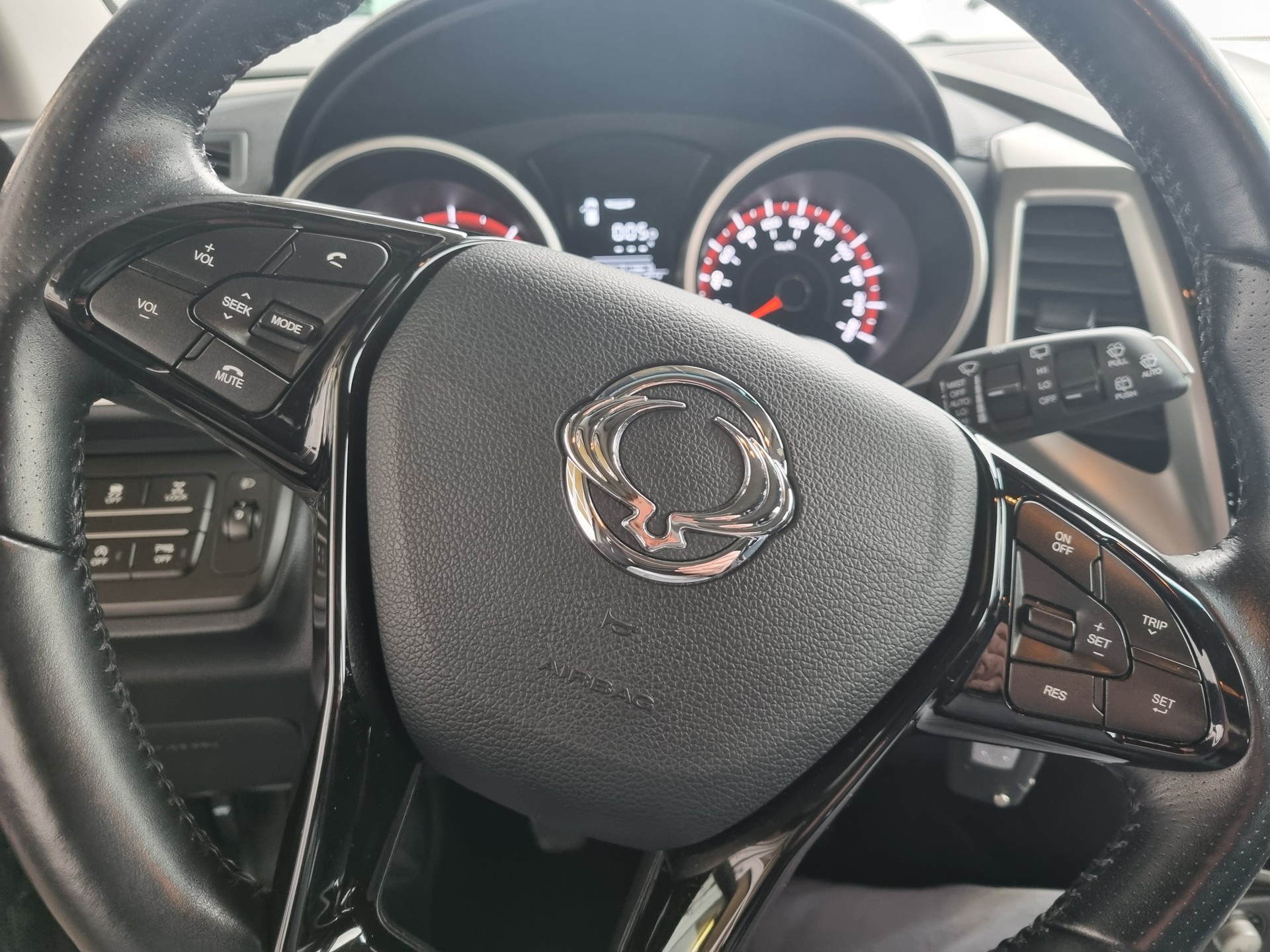 KGM-SsangYong Tivoli 1.6 eXDi ME Limited Edition 4WD-image-11