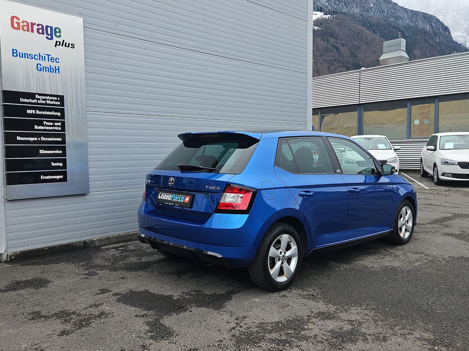SKODA Fabia 1.0 TSI Monte Carlo DSG-image-4