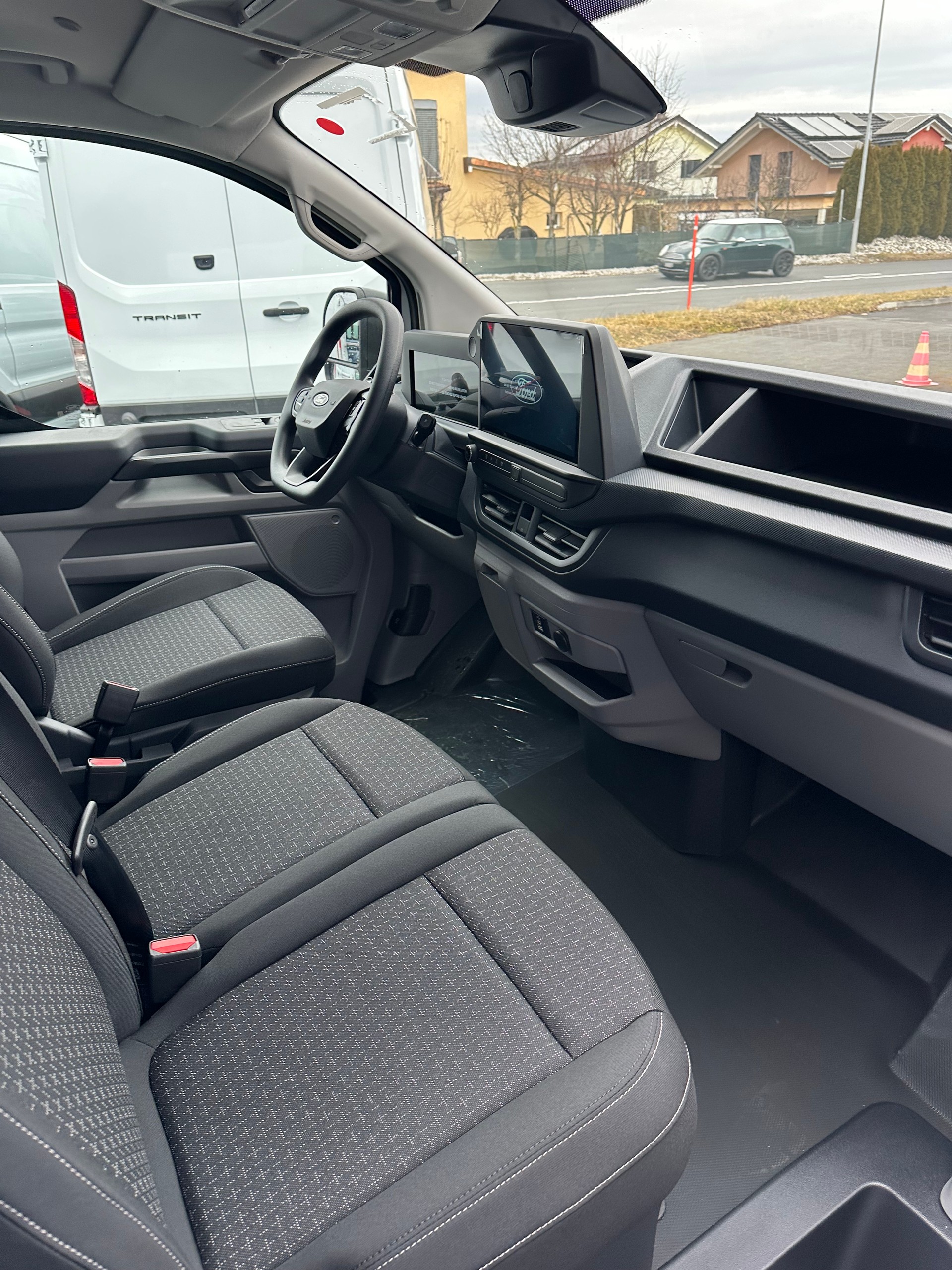 FORD Transit Custom Van 320 L1 2.5 Durat Trend/PHEV-image-10