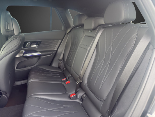 MERCEDES-BENZ GLC 300 4Matic 9G-Tronic-image-9