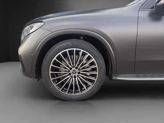 MERCEDES-BENZ GLC 300 4Matic 9G-Tronic-image-5