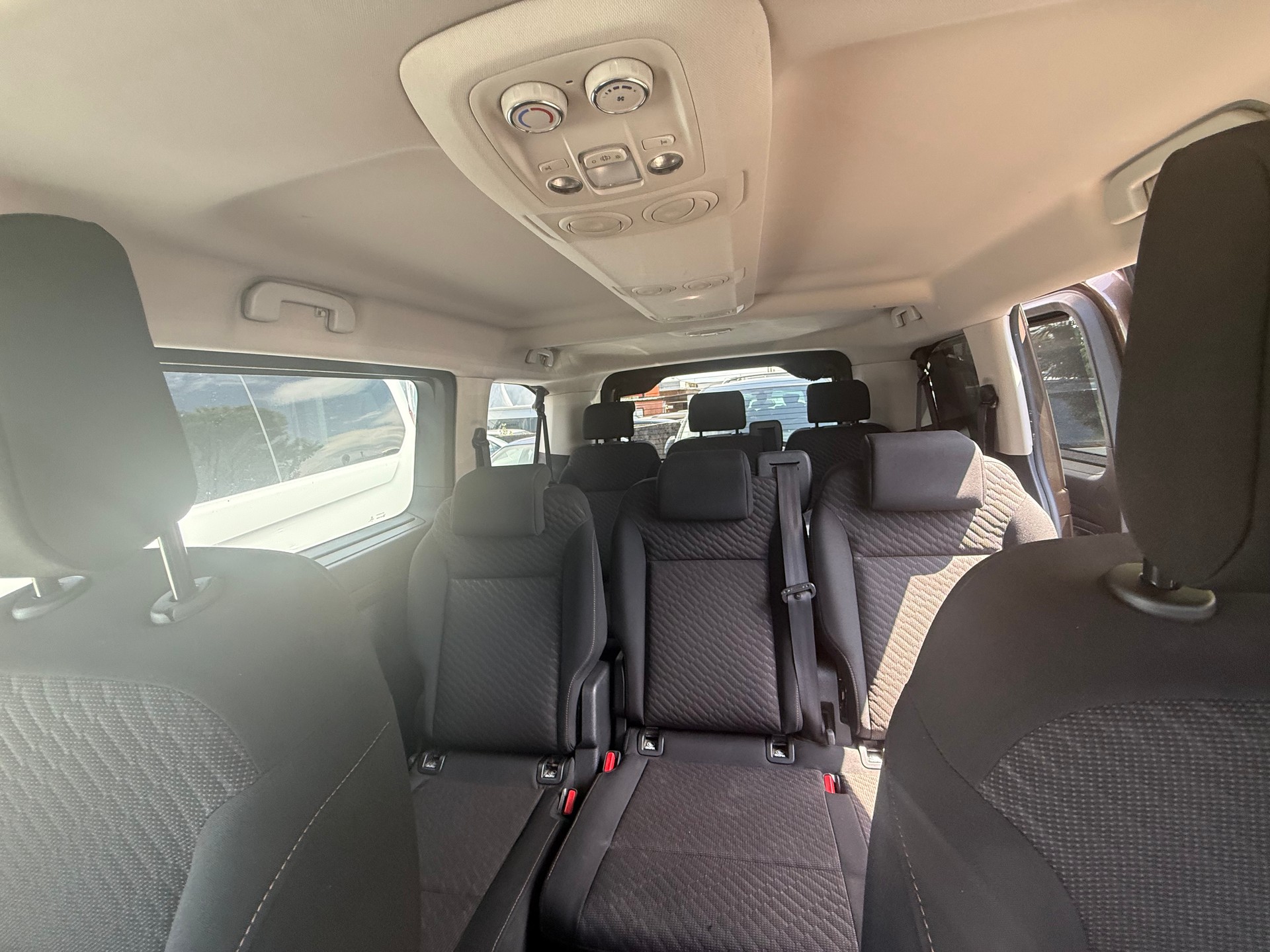 TOYOTA Proace Verso 2.0 D-4D VIP L1 Automatic 8 PLATZ-image-13