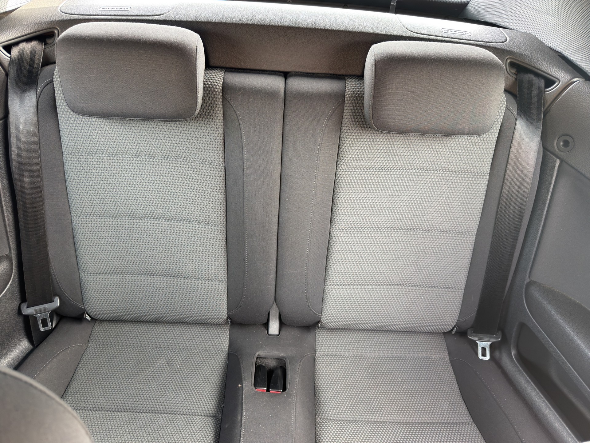 VW Golf Cabrio 1.2 TSI BlueMotion Technology-image-11