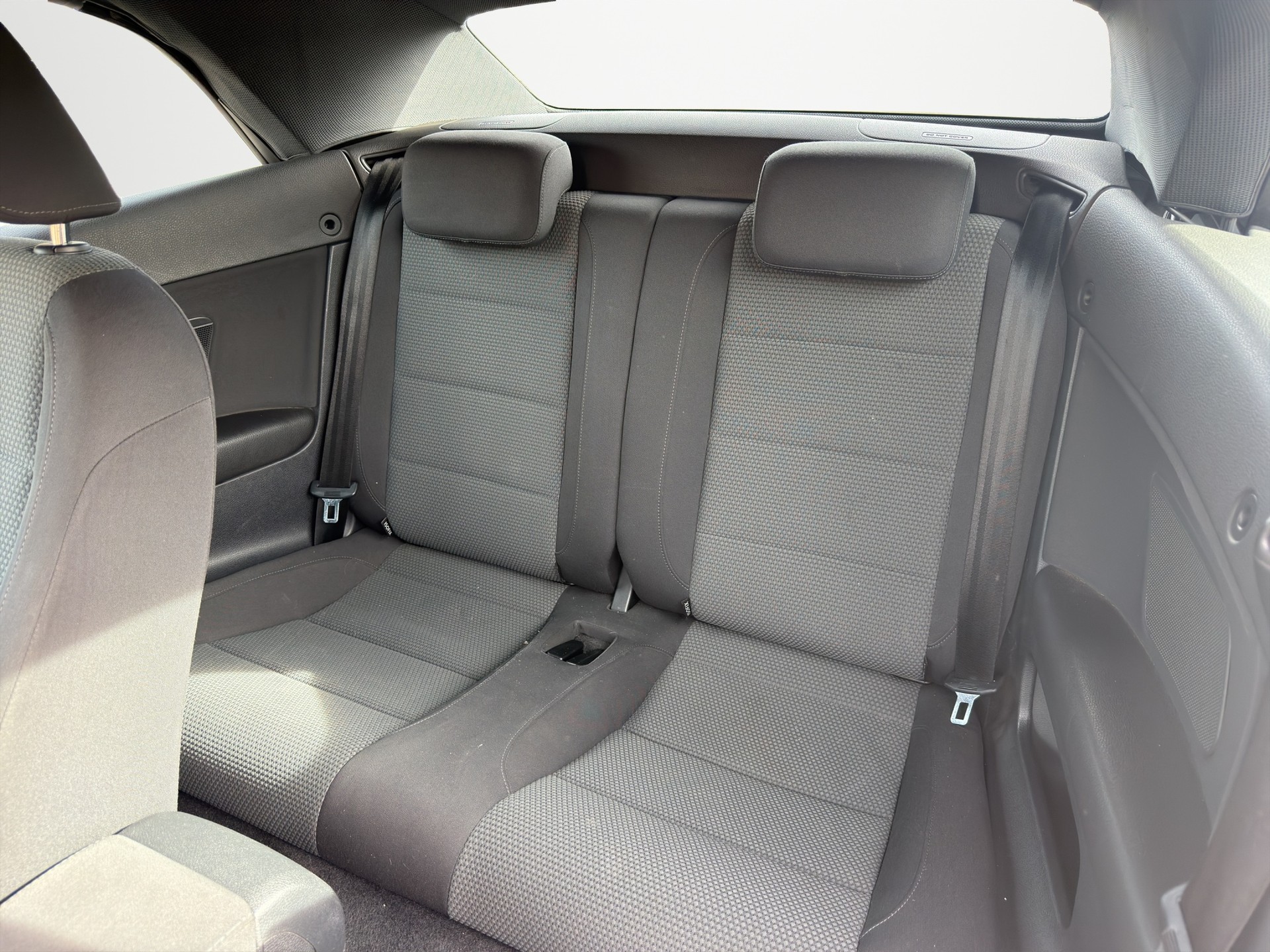 VW Golf Cabrio 1.2 TSI BlueMotion Technology-image-9