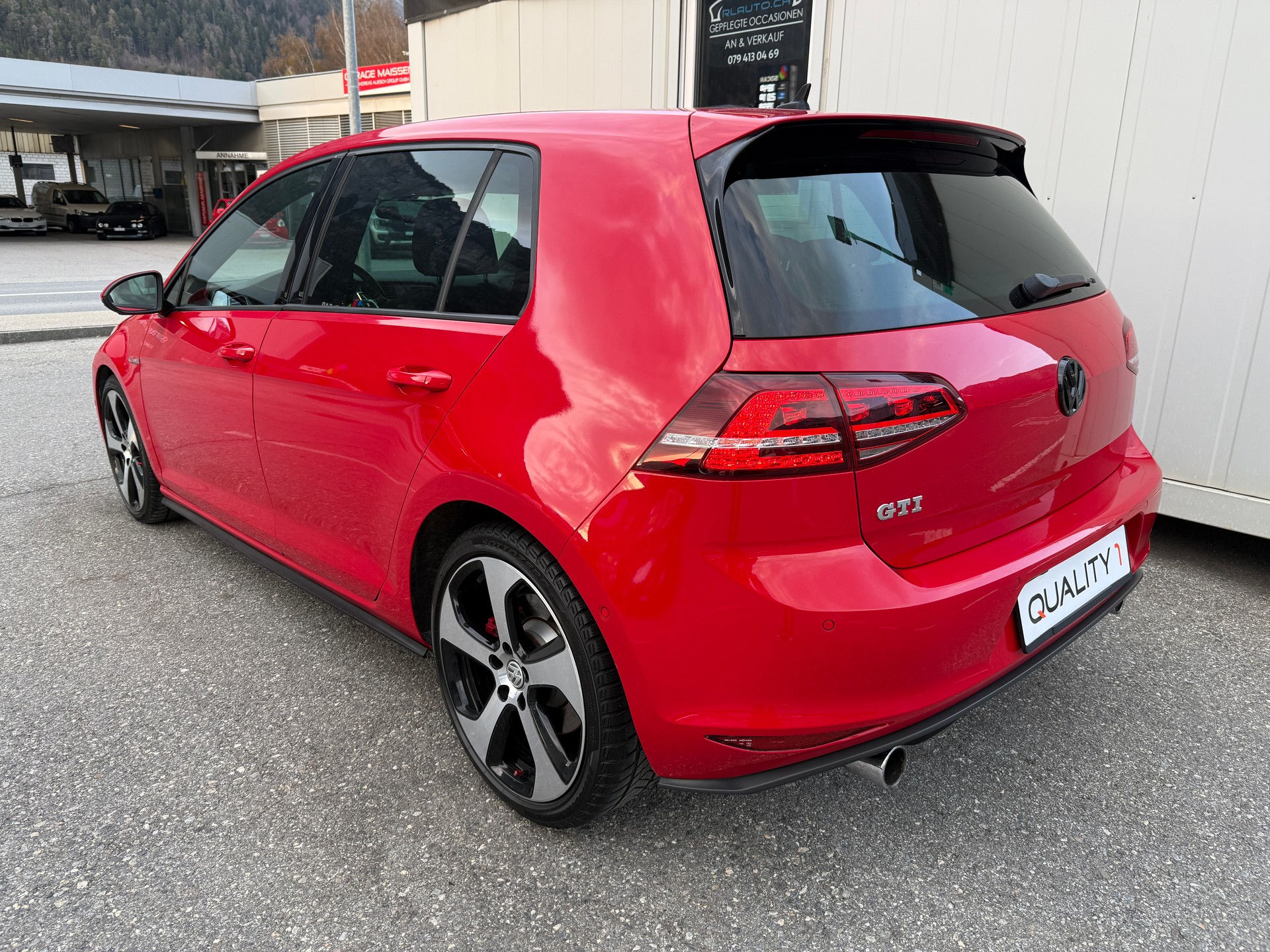 VW Golf 2.0 TSI GTI DSG *FRISCH AB MFK* ALU* XENON*DOTZ 19" ALU*-image-7