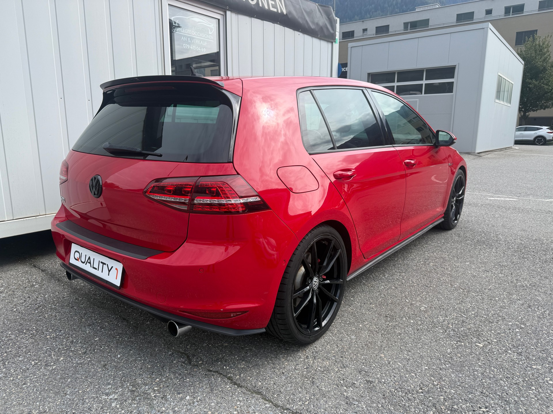 VW Golf 2.0 TSI GTI DSG *FRISCH AB MFK* ALU* XENON*8-FACH ALU*-image-3