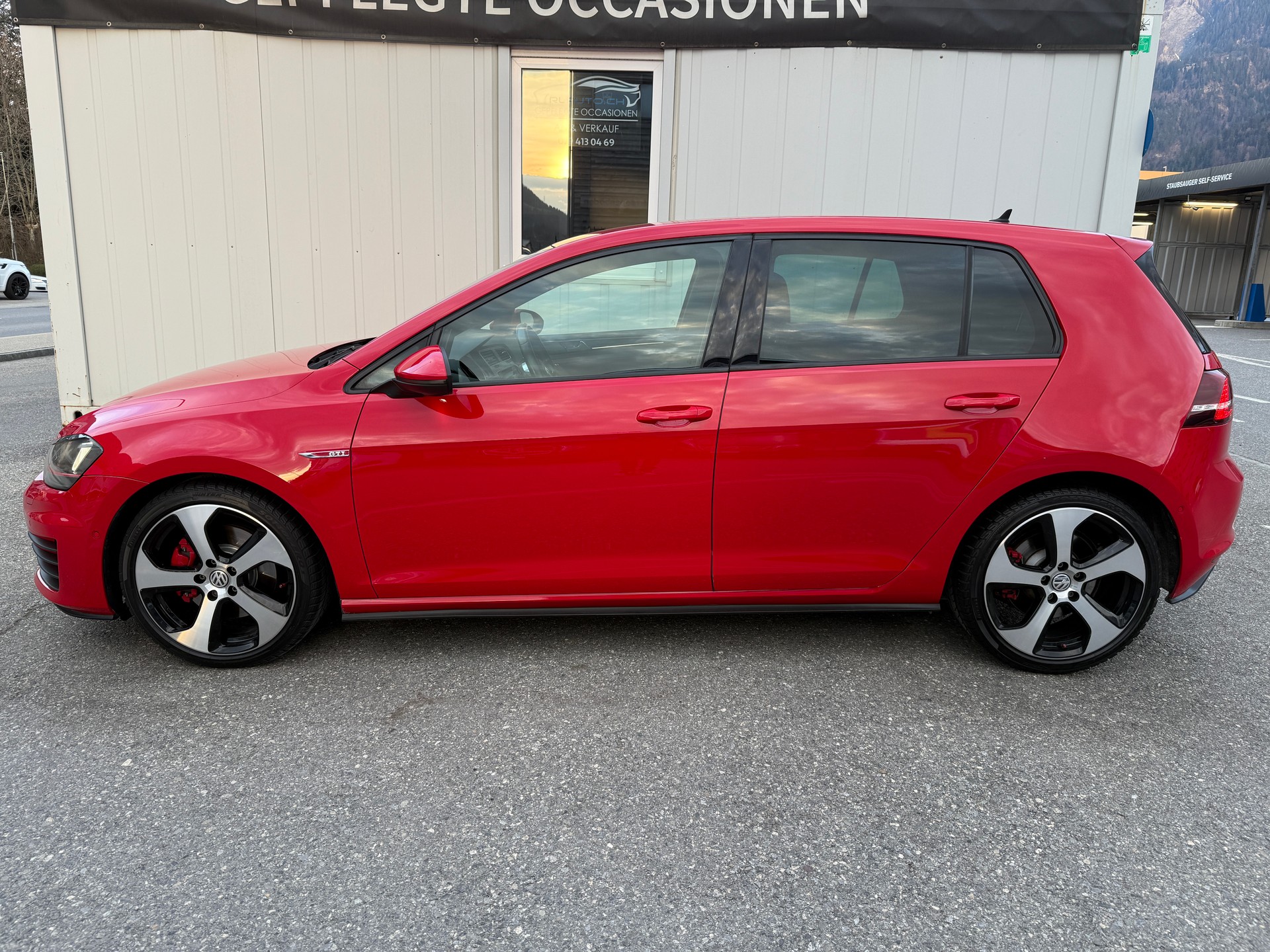 VW Golf 2.0 TSI GTI DSG *FRISCH AB MFK* ALU* XENON*DOTZ 19" ALU*-image-8