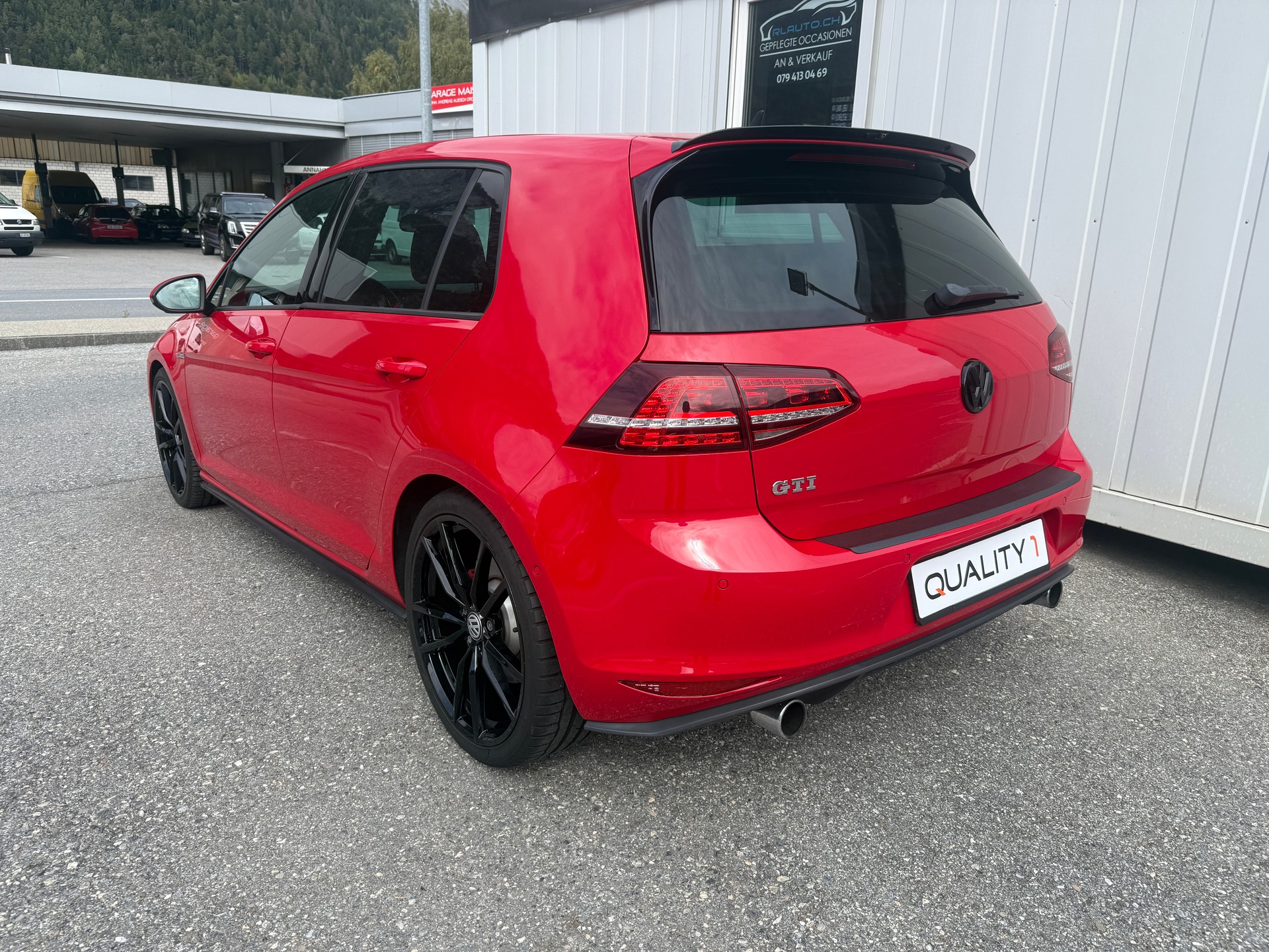 VW Golf 2.0 TSI GTI DSG *FRISCH AB MFK* ALU* XENON*8-FACH ALU*-image-5