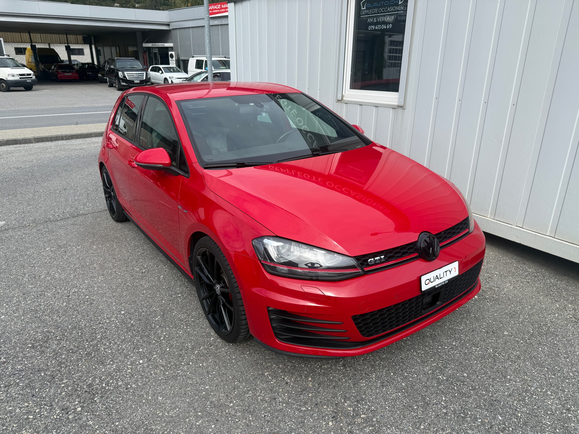 VW Golf 2.0 TSI GTI DSG *FRISCH AB MFK* ALU* XENON*8-FACH ALU*-image-0